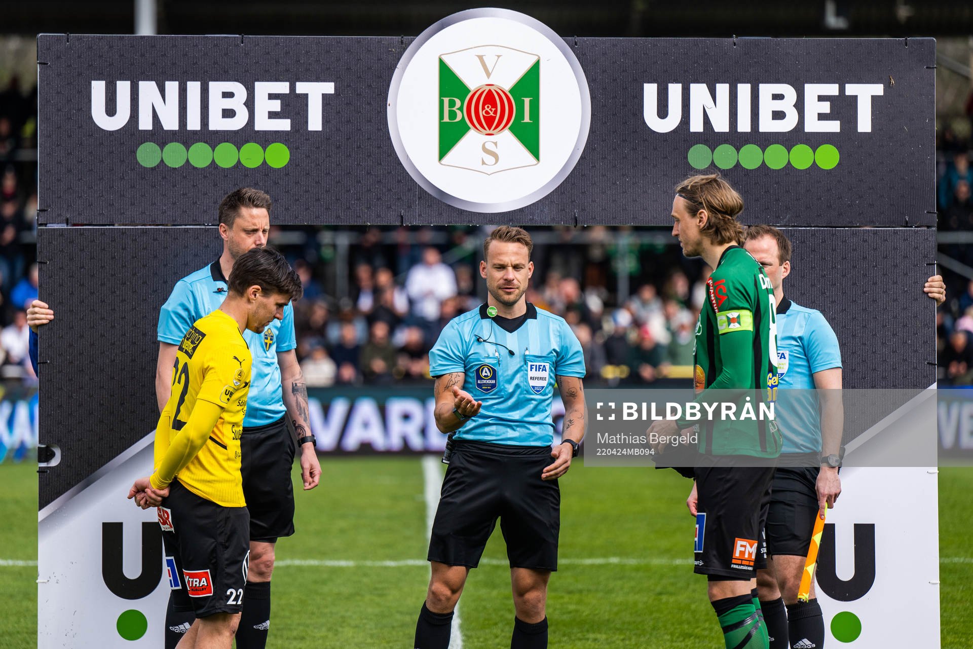 Assisterande domare Per Rehnlund, Mjällbys Jesper