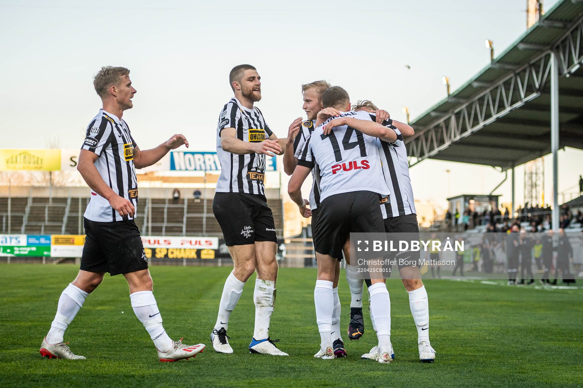 Landskronas spelare jublar
