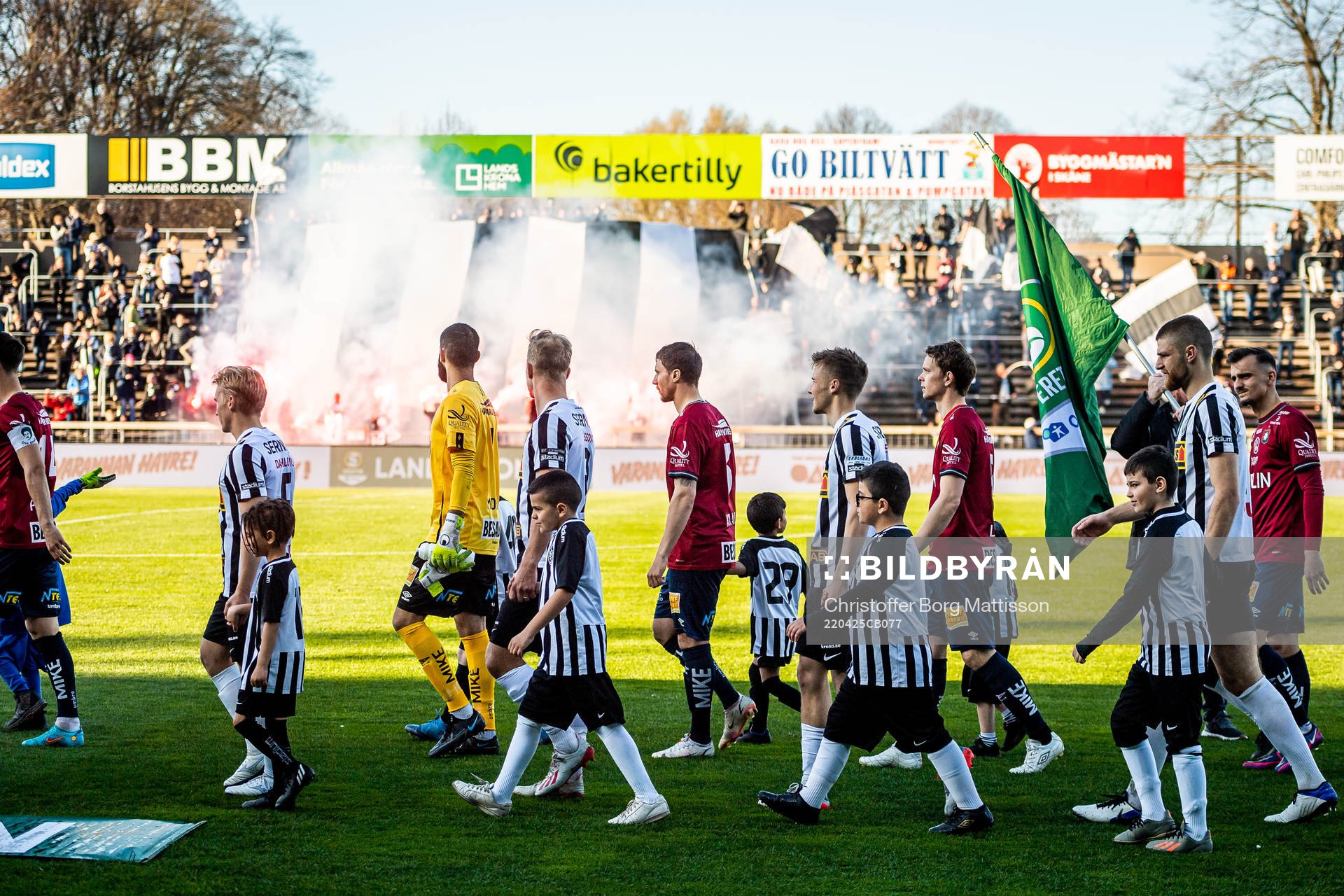 Landskronas och Örgrytes spelare gör entré till