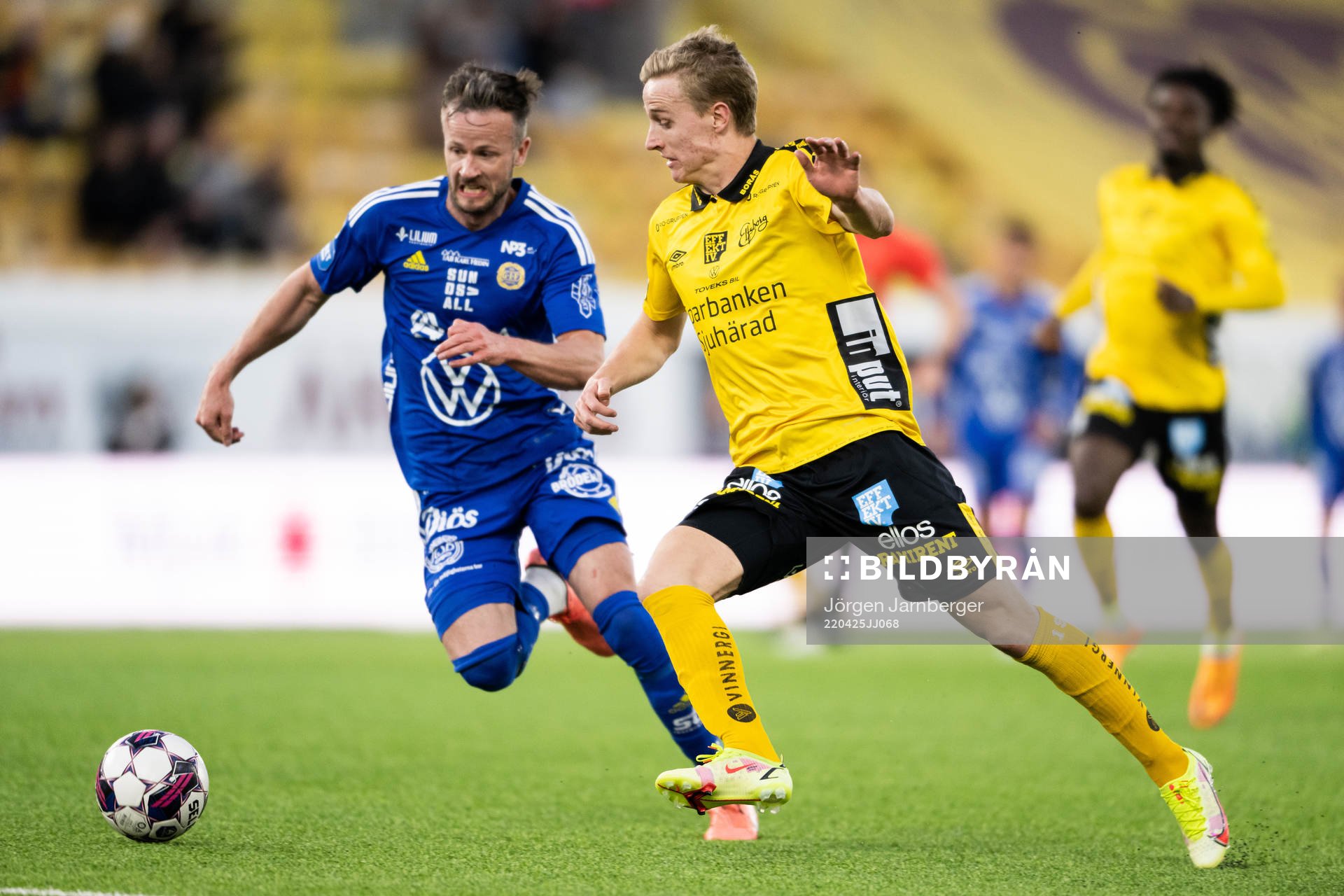 Sundsvalls Robert Lundström och Elfsborgs Jeppe Møldrup