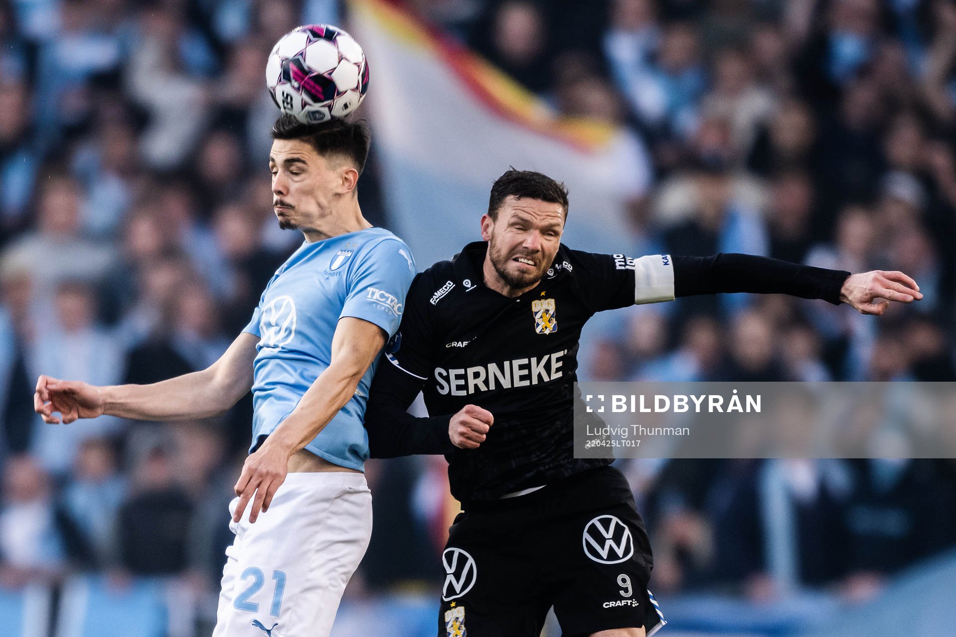 Malmö FFs Dennis Hadzikadunic och IFK Göteborgs Marcus