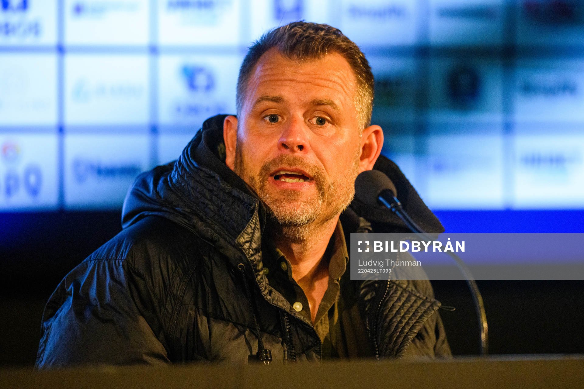 IFK Göteborgs tränare Mikael Stahre under presskonferensen efter fotbollsmatchen i Allsvenskan mellan Malmö FF och IFK Göteborg den 25 april 2022 i Malmö.