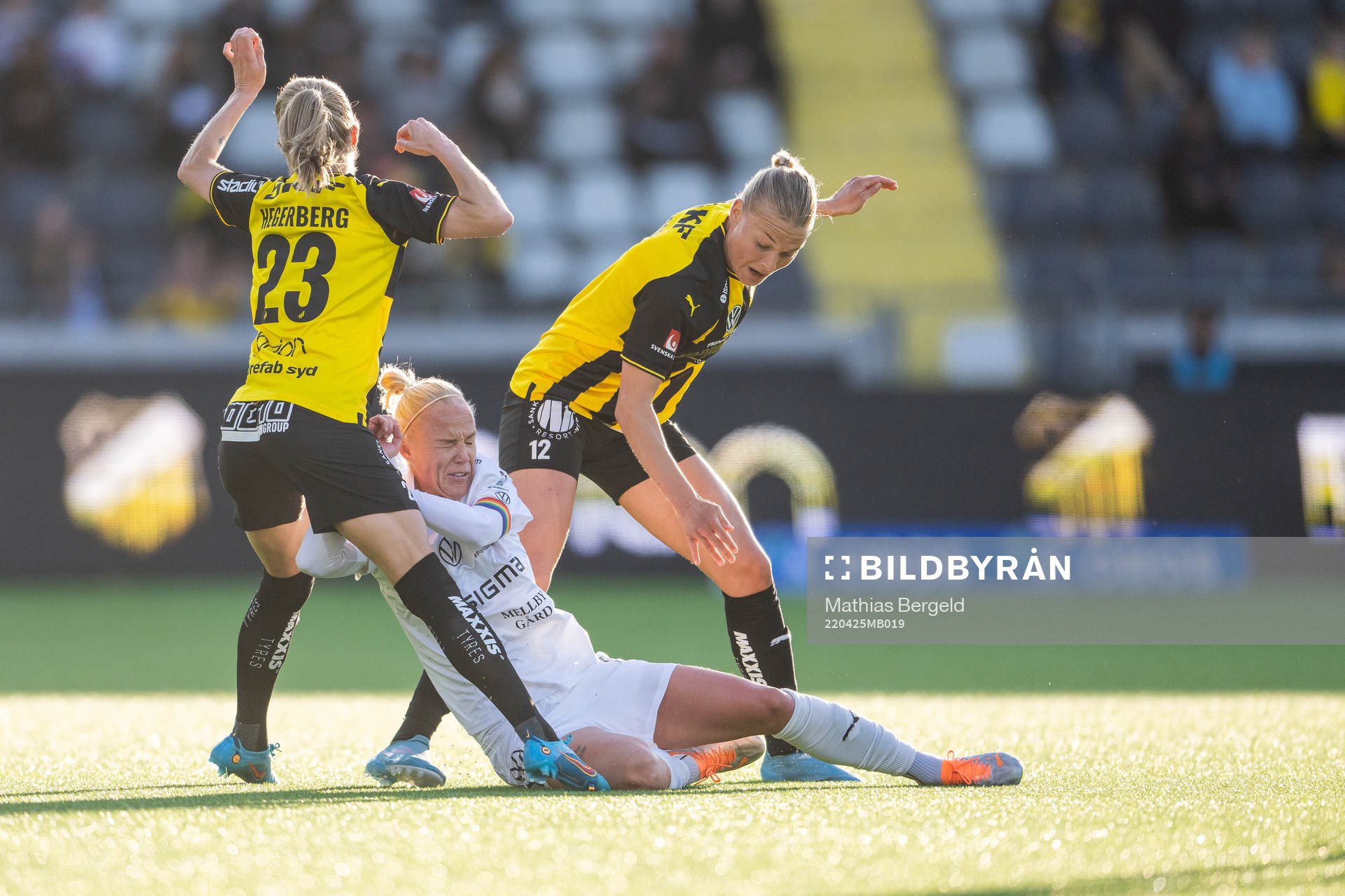 Häckens Andrine Stolsmo Hegerberg och Stine Larsen