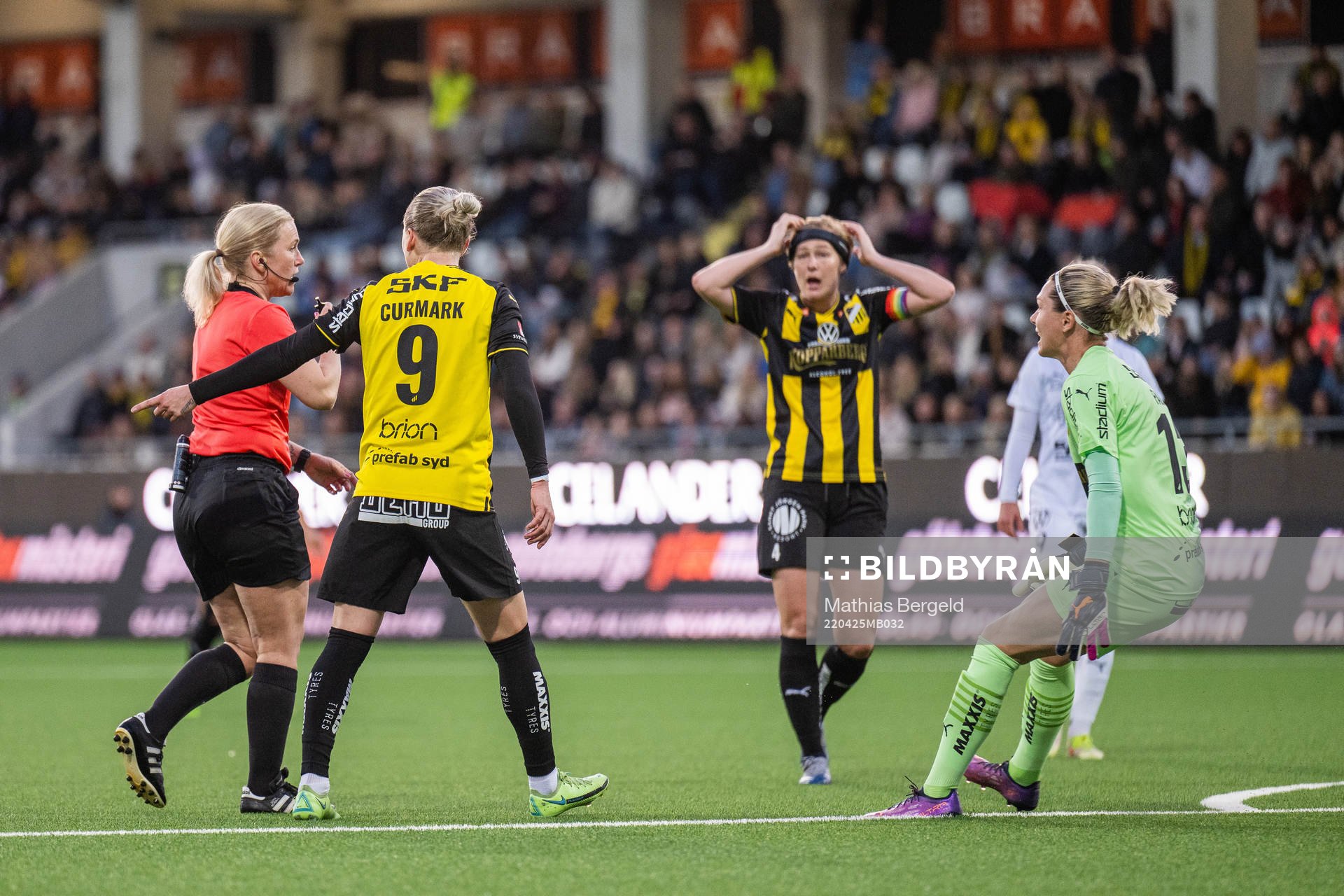 Häckens Filippa Curmark, Luna Nørgaard Gevitz och