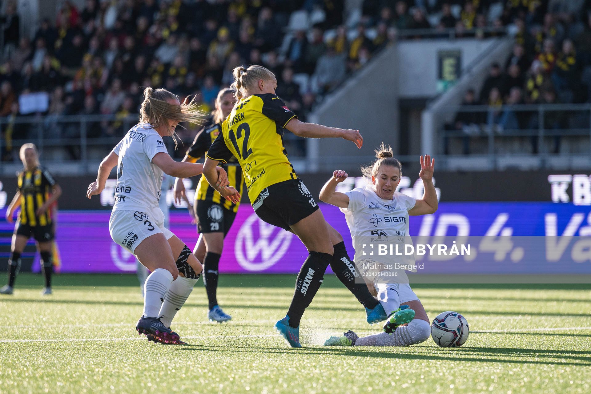 Rosengårds Gudrun Arnardottir och Emma Berglund