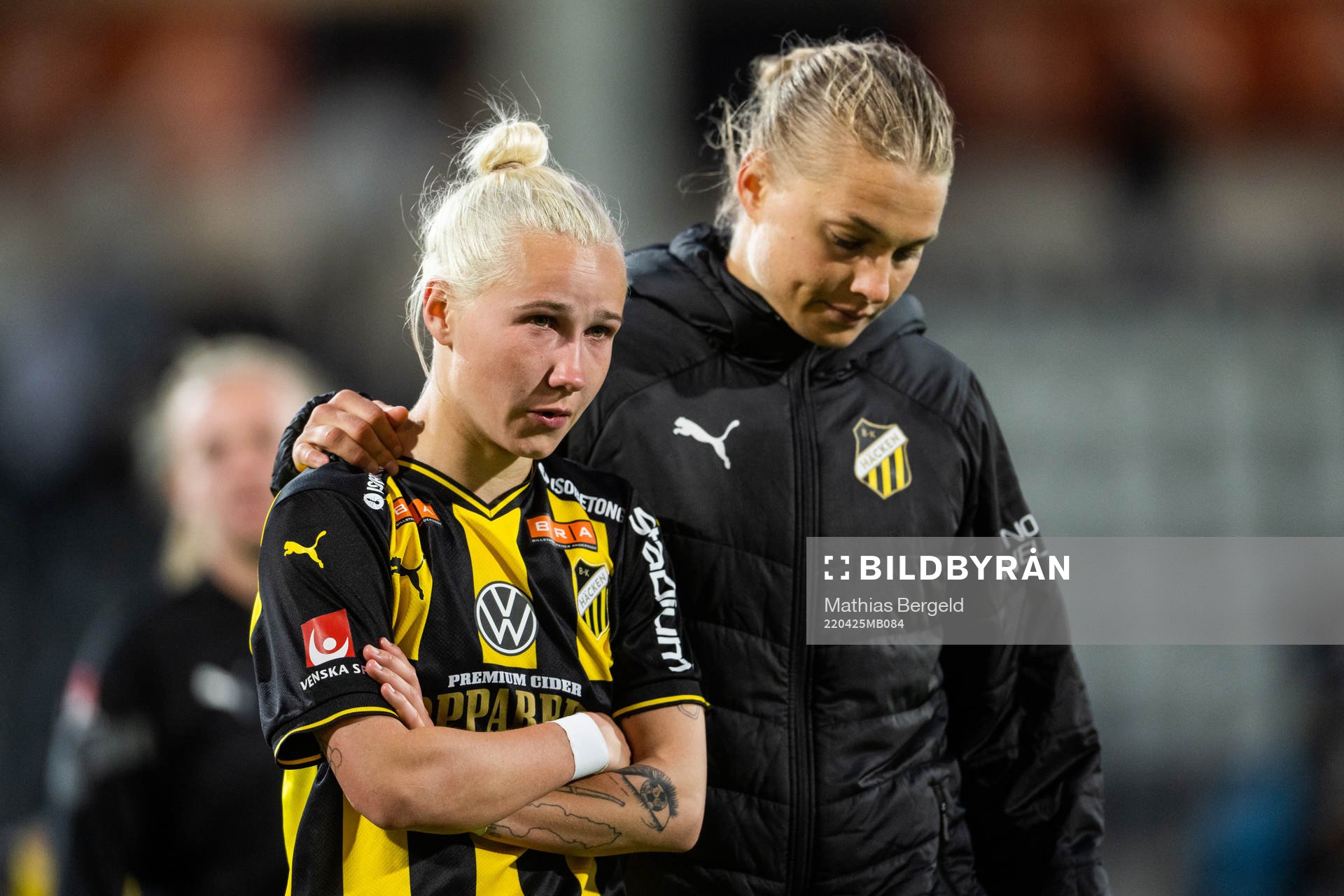 Häckens Marika Bergman Lundin och Stine Larsen deppar