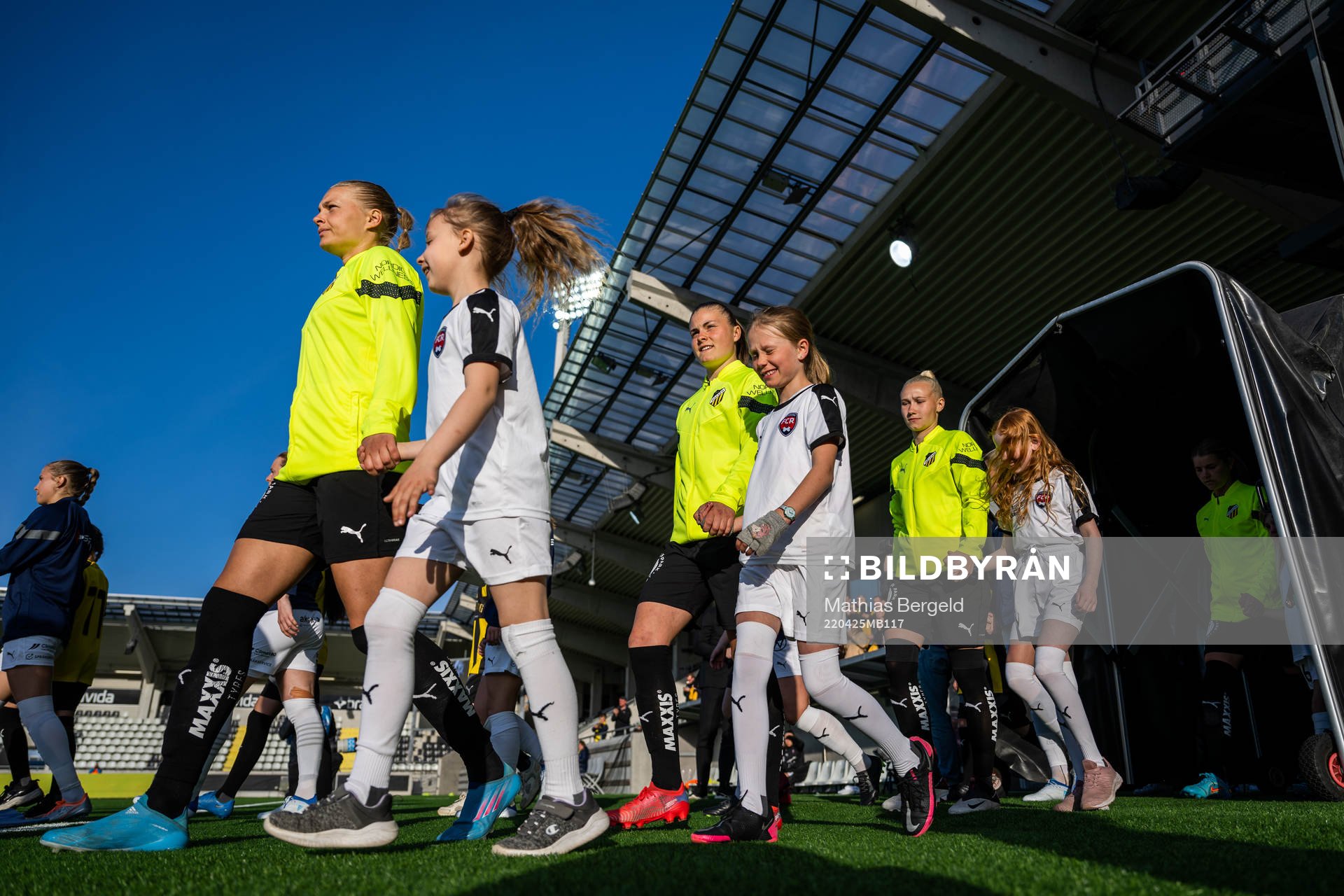 Häckens Stine Larsen, Hanna Wijk och Marika Bergman Lundin