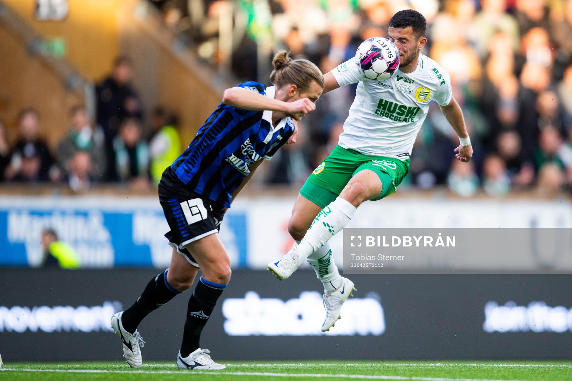 Sirius Tim Björkström och Hammarbys Astrit Selmani