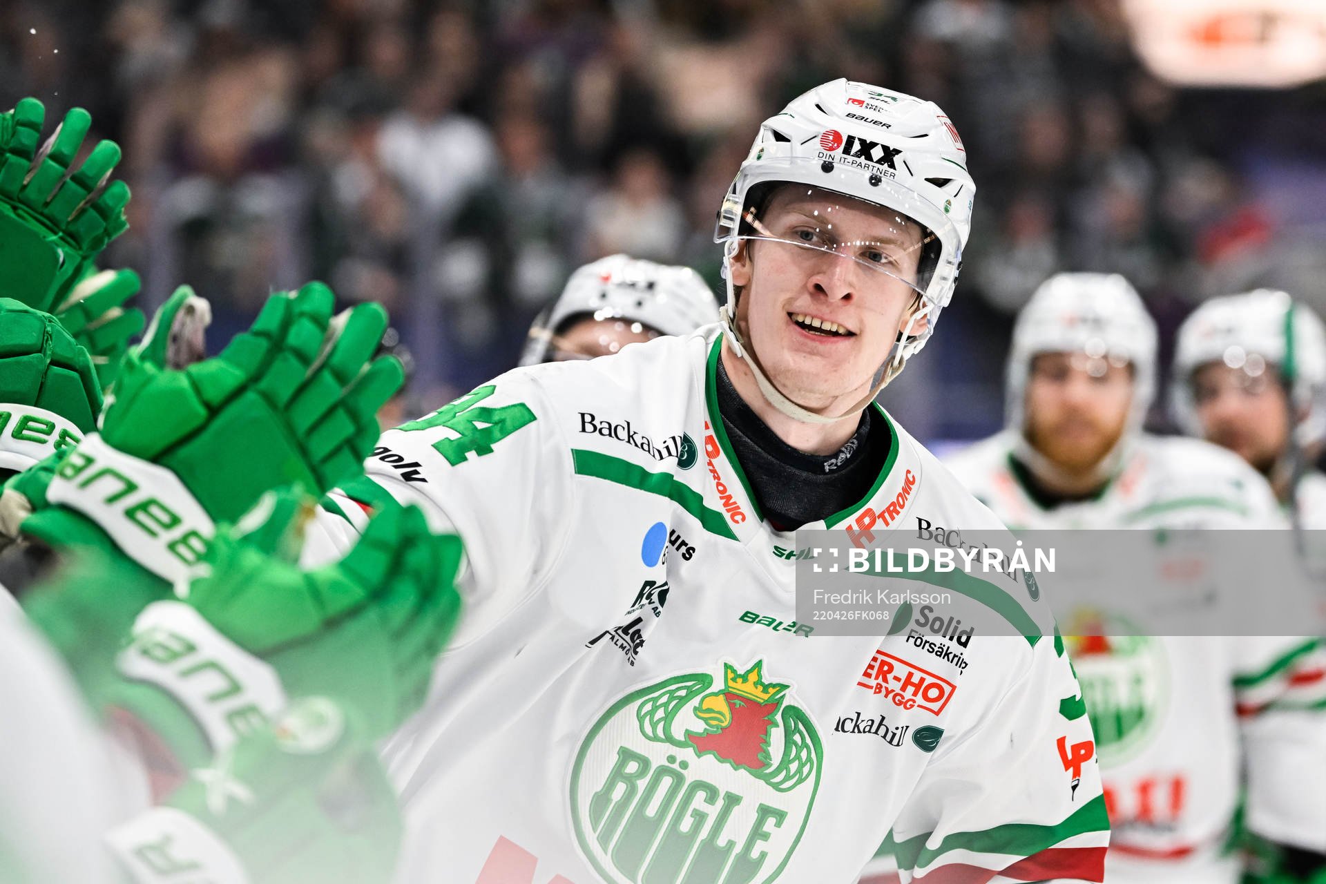 Rögles Adam Edström jublar