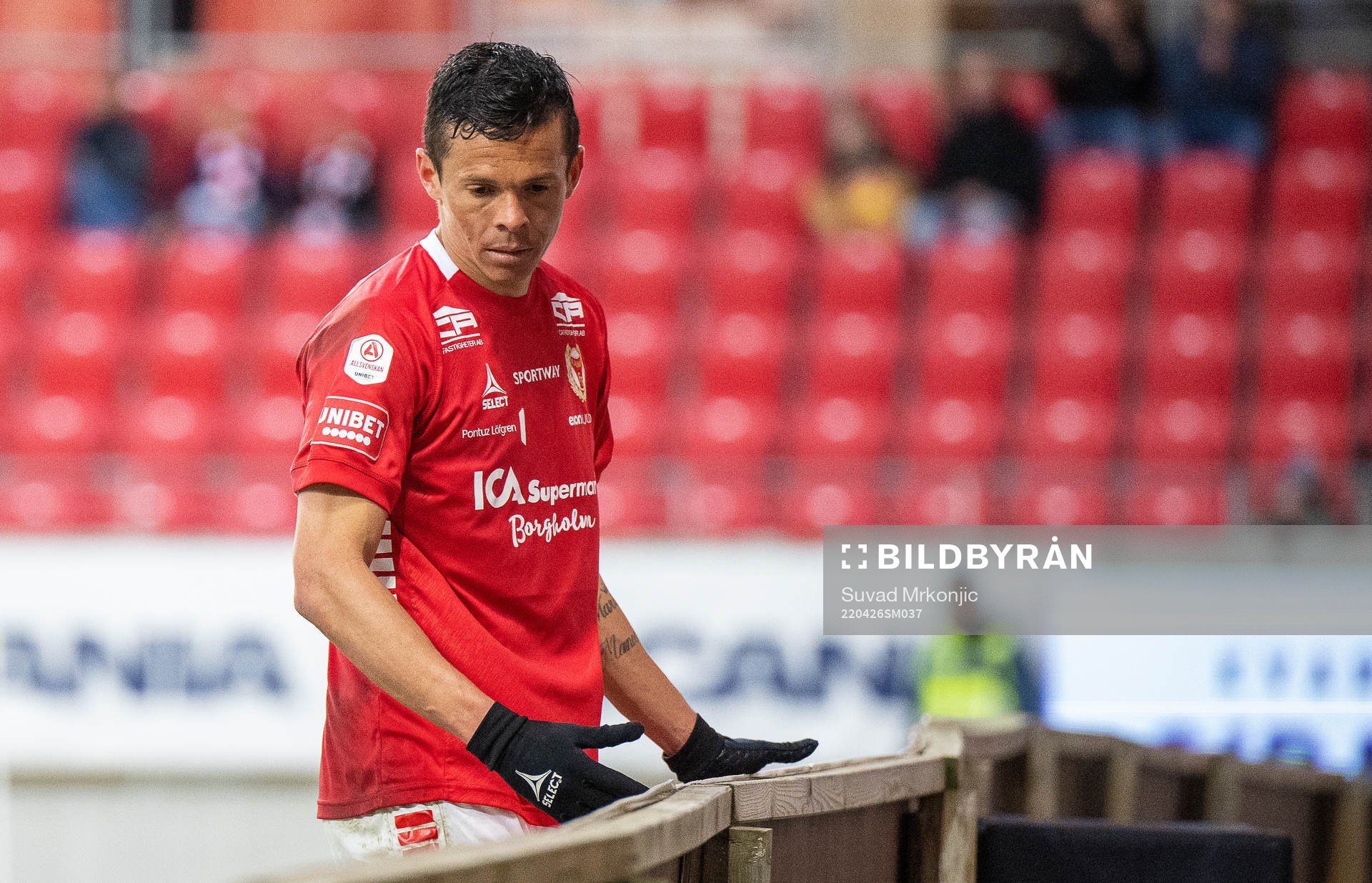 Kalmars Romario Pereira Sipiao deppar