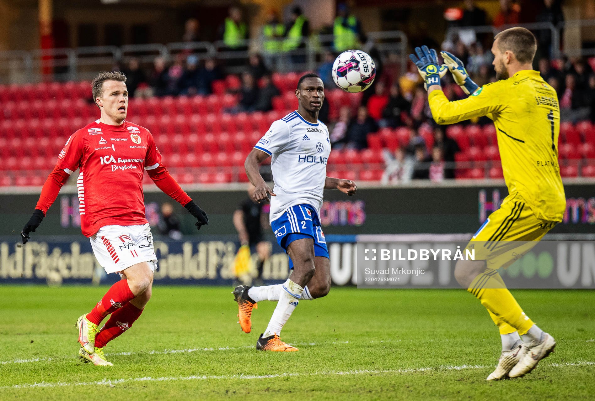 Kalmars Simon Skrabb samt IFK Norrköpings Godswill Ekpolo