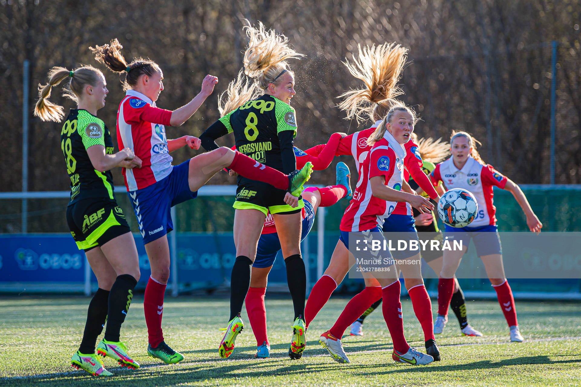 Guro Bergsvand of Brann misses a chance to score
