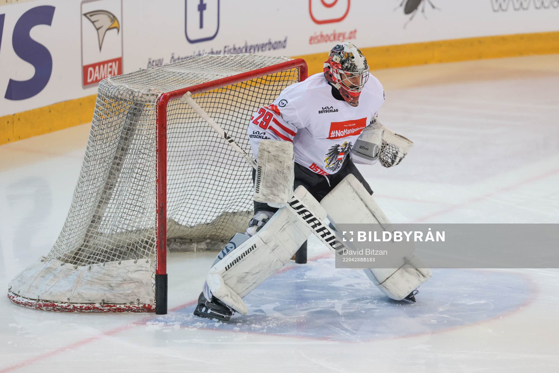 Bernhard Starkbaum of Austria at warm up
