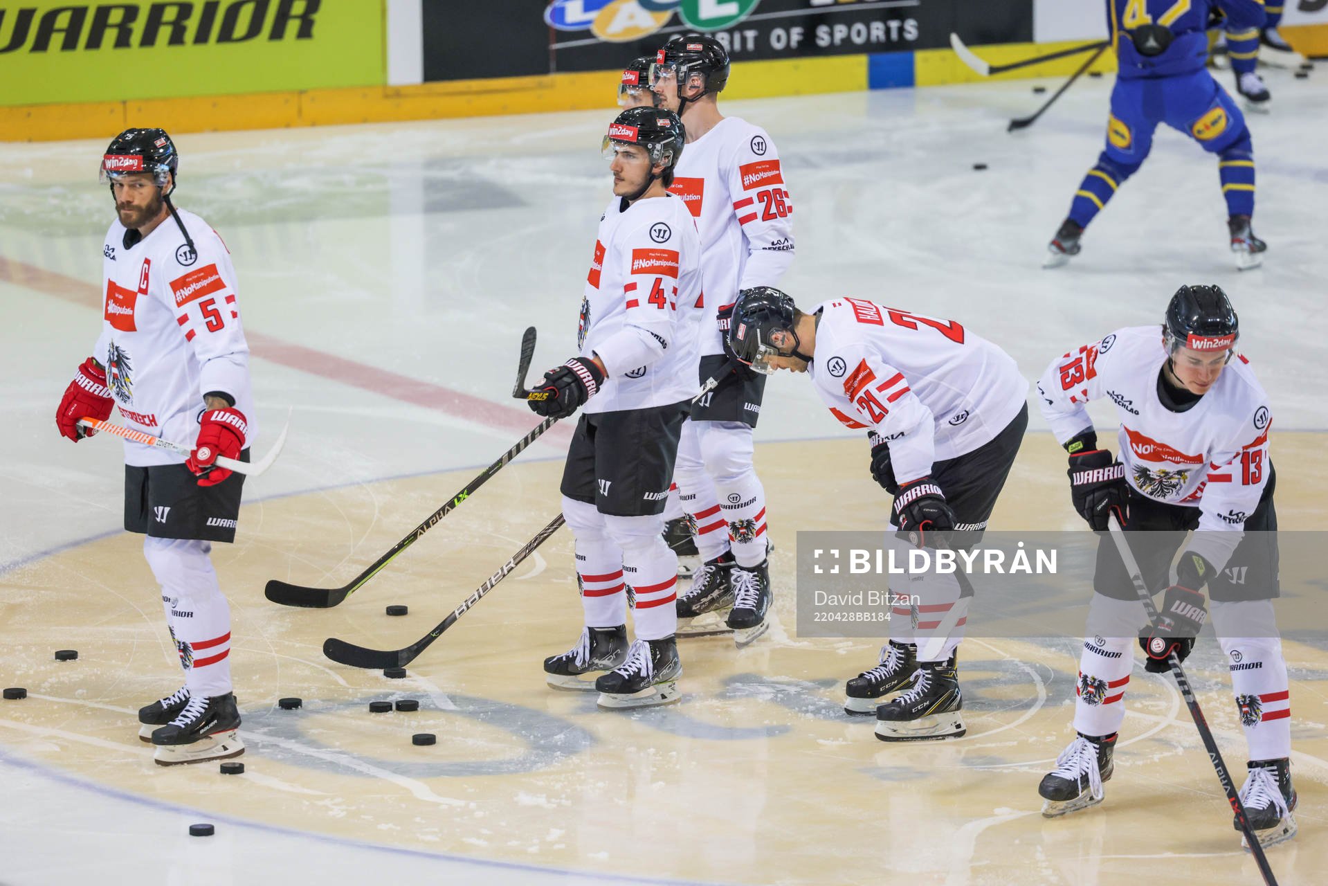 Players of Austria at warm up
