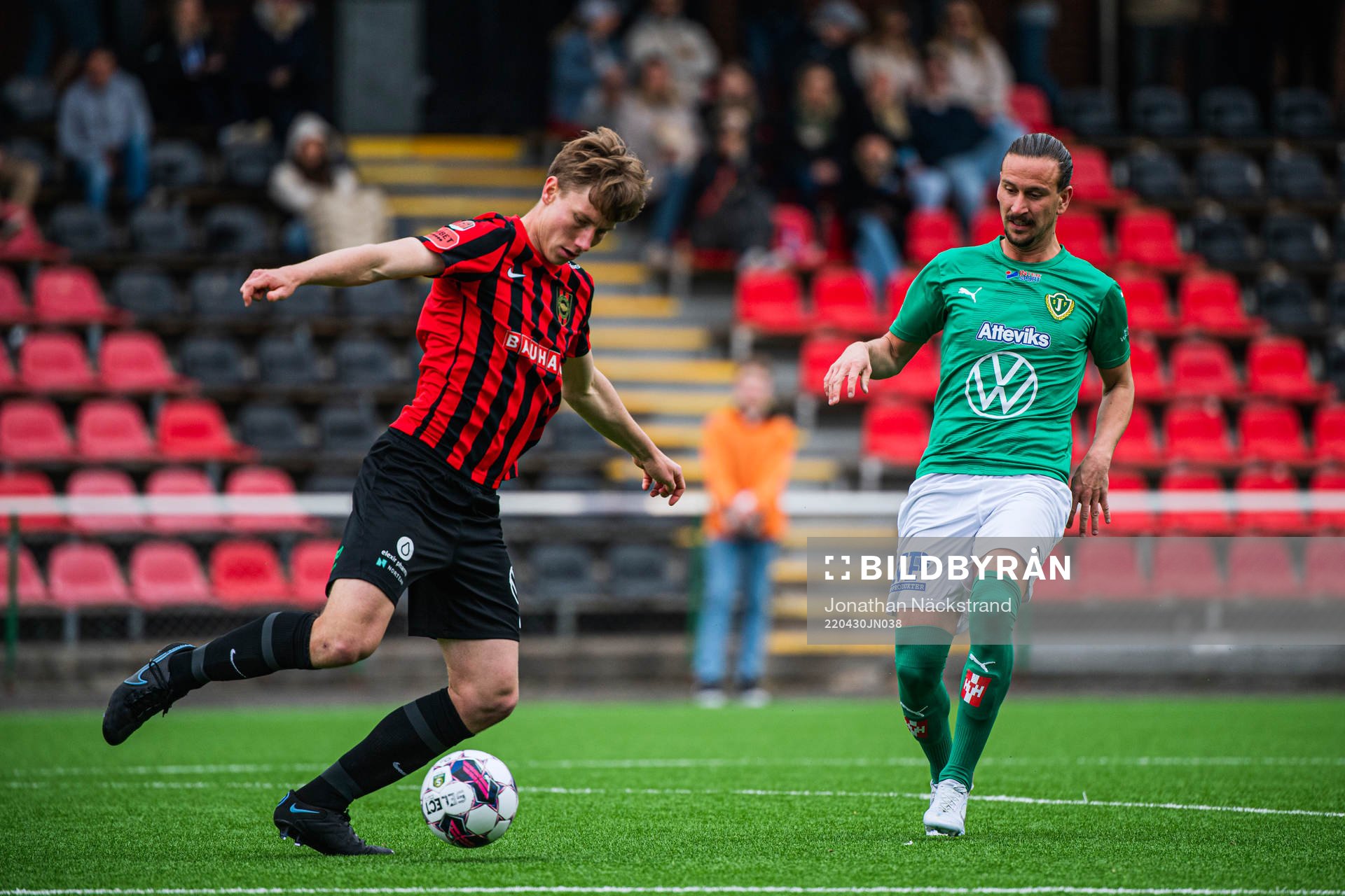 Brommapojkarnas Robin Frej och Jönköpings Edin hamidovic