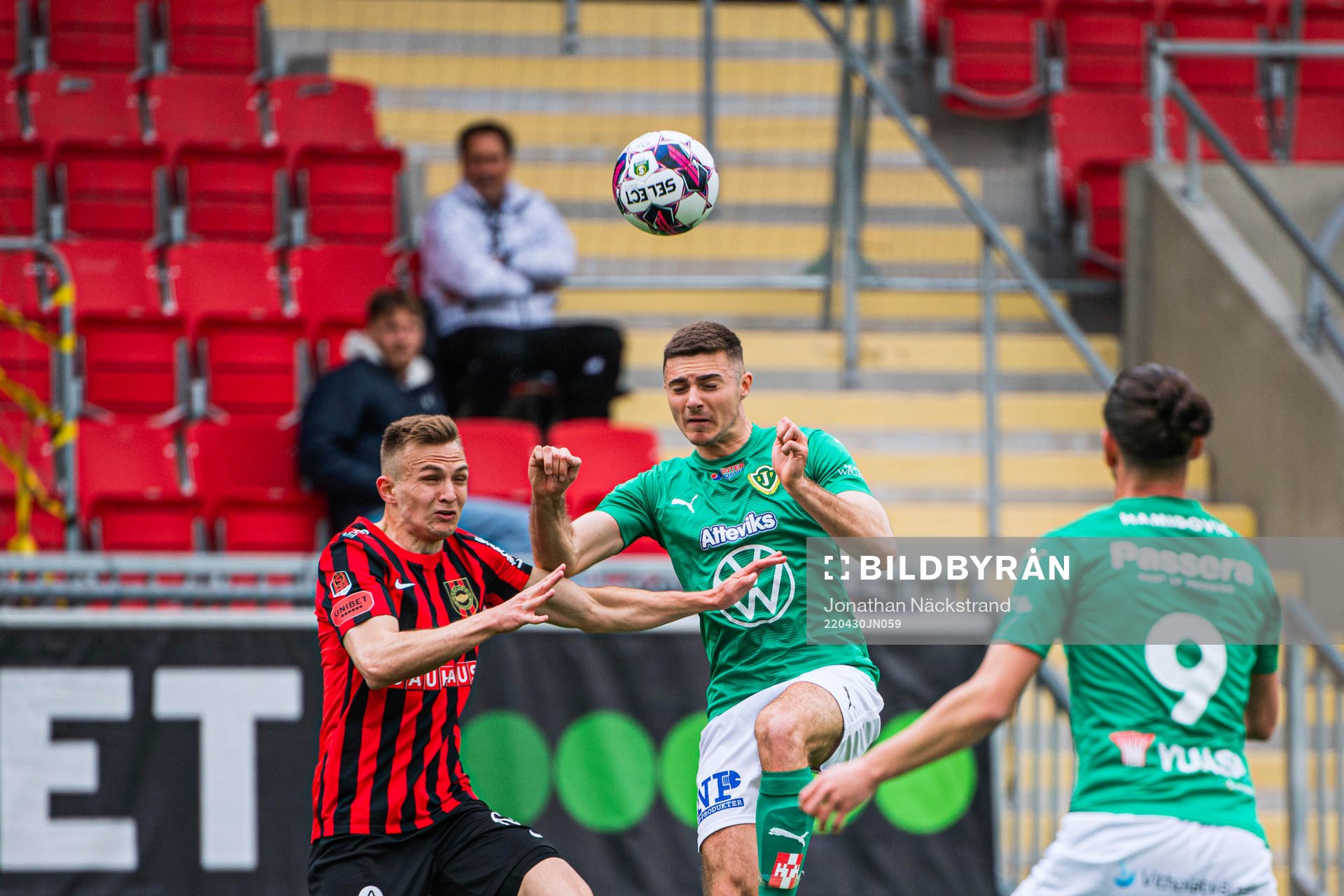 Brommapojkarnas Amadeus Sögaard och Marko Nikolic