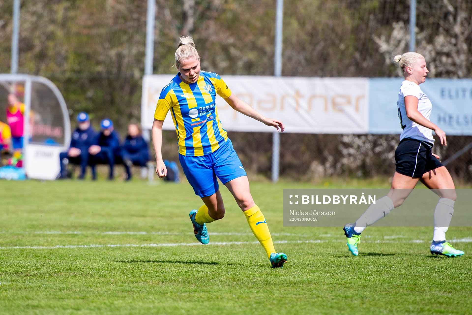 Eskilsminnes Johanna Olsson jublar