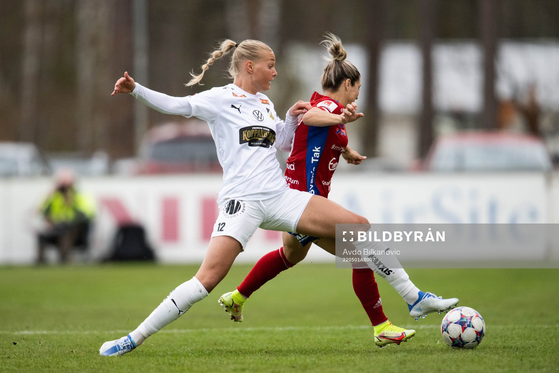 Häckens Stine Larsen och Vittsjös Katrina Gorry