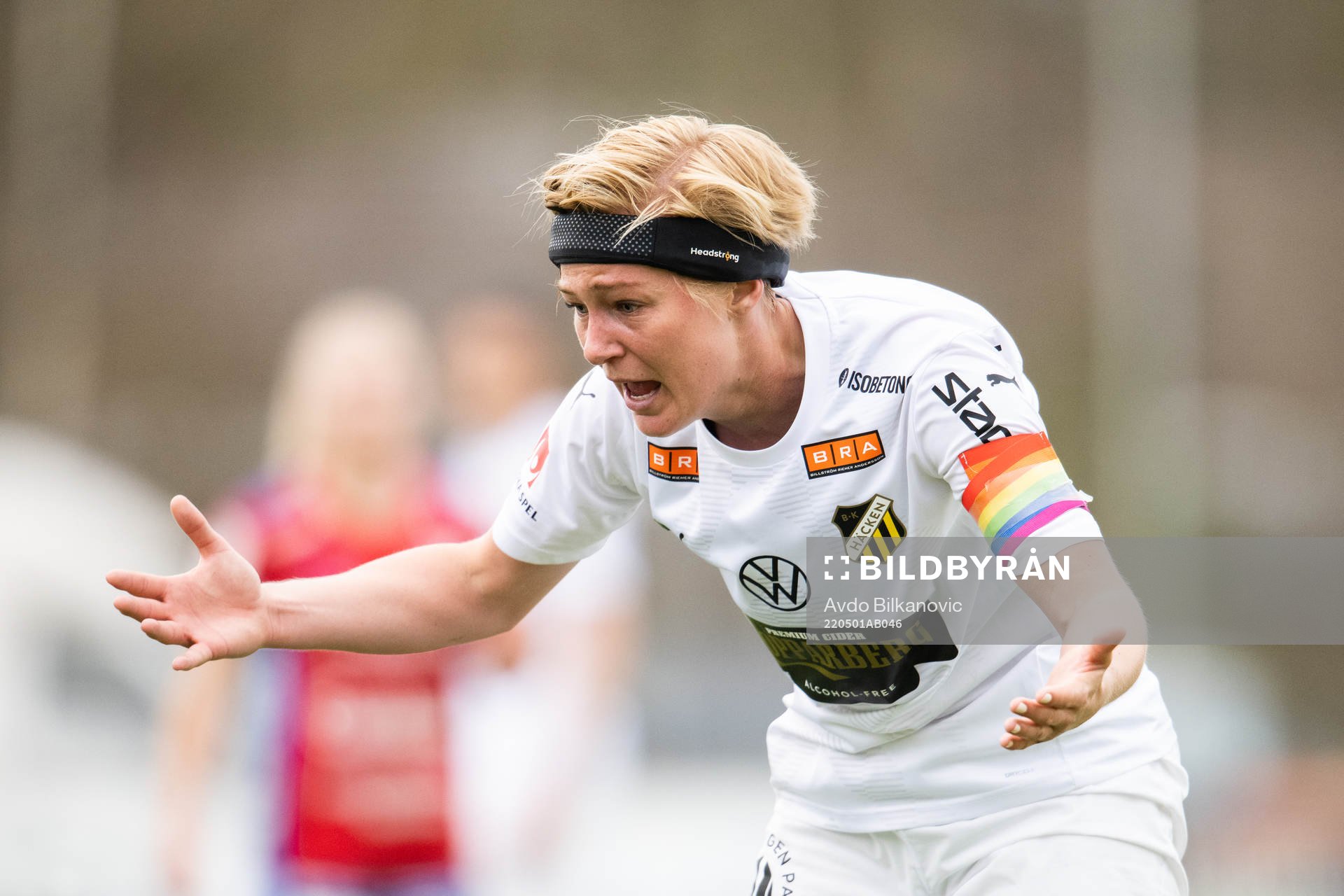 Häckens Luna Nörgaard Gevitz agerar