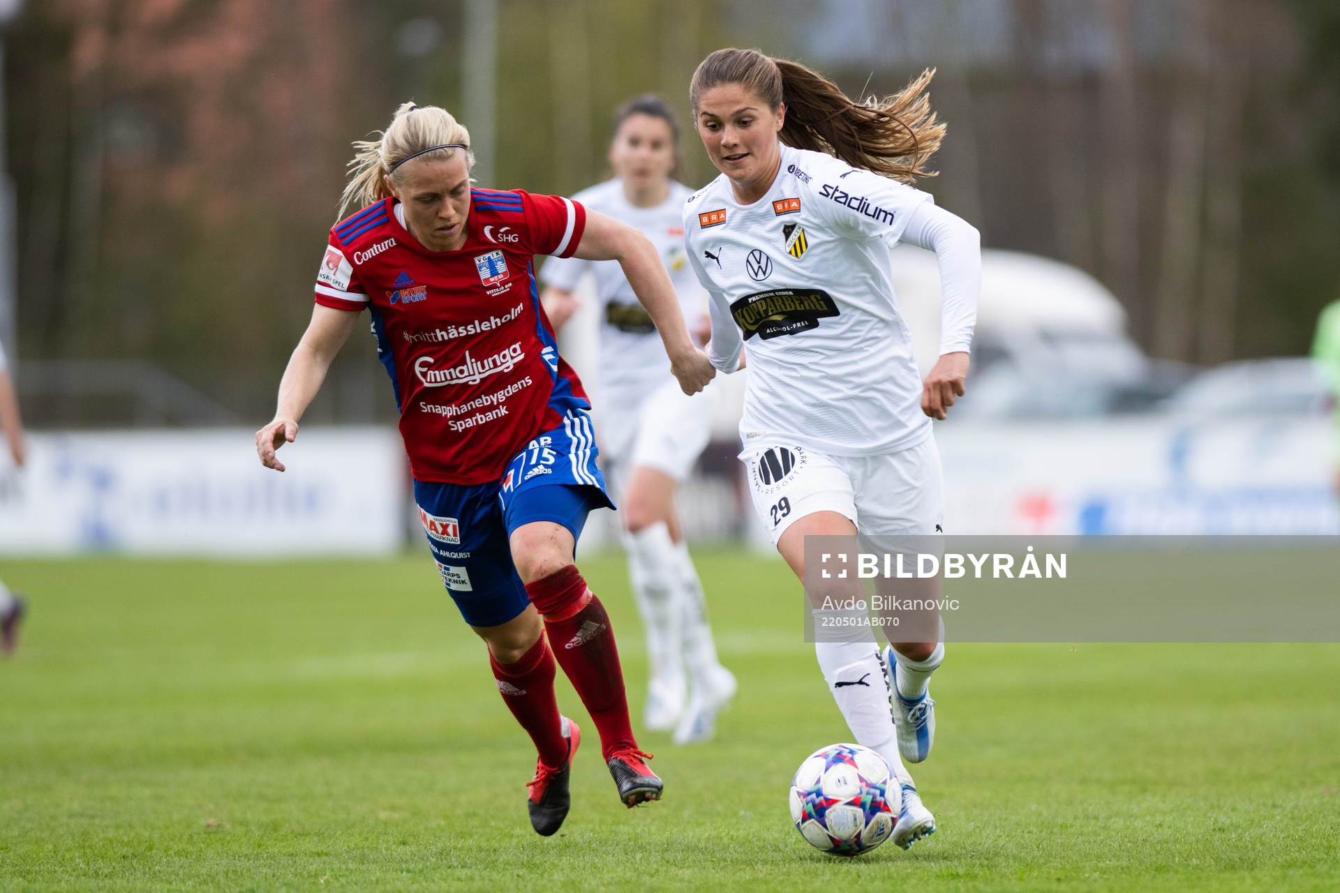 Vittsjös Nellie Persson och Häckens Mille Gejl Jensen