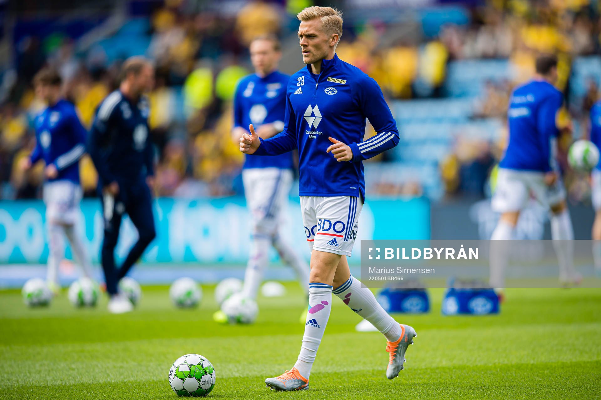 Eirik Ulland Andersen of Molde warms up