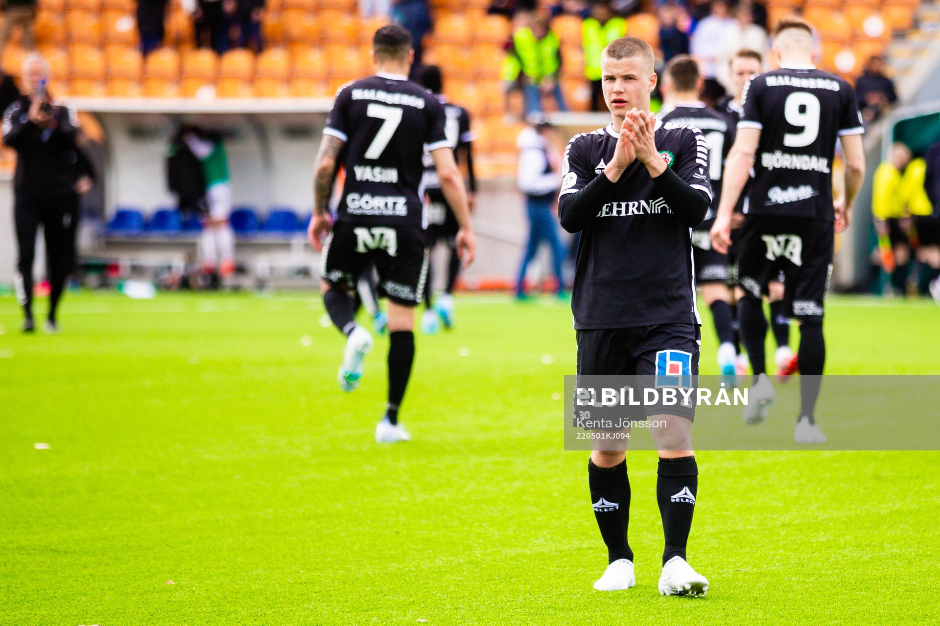 Örebros Samuel Dahl deppar