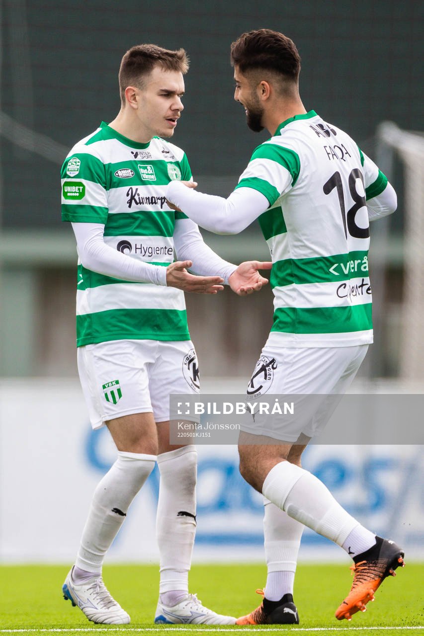 Västerås Dusan Jajic jublar med Ahmed Faqa