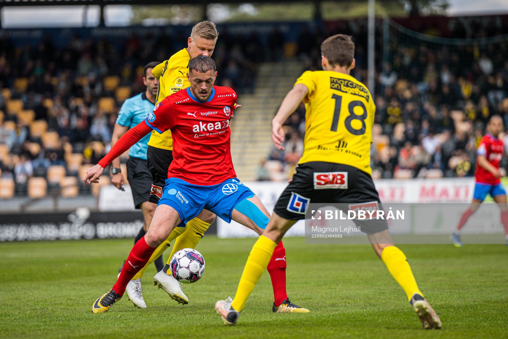 Helsingborgs Albert Ejupi, Mjällbys David Löfquist och