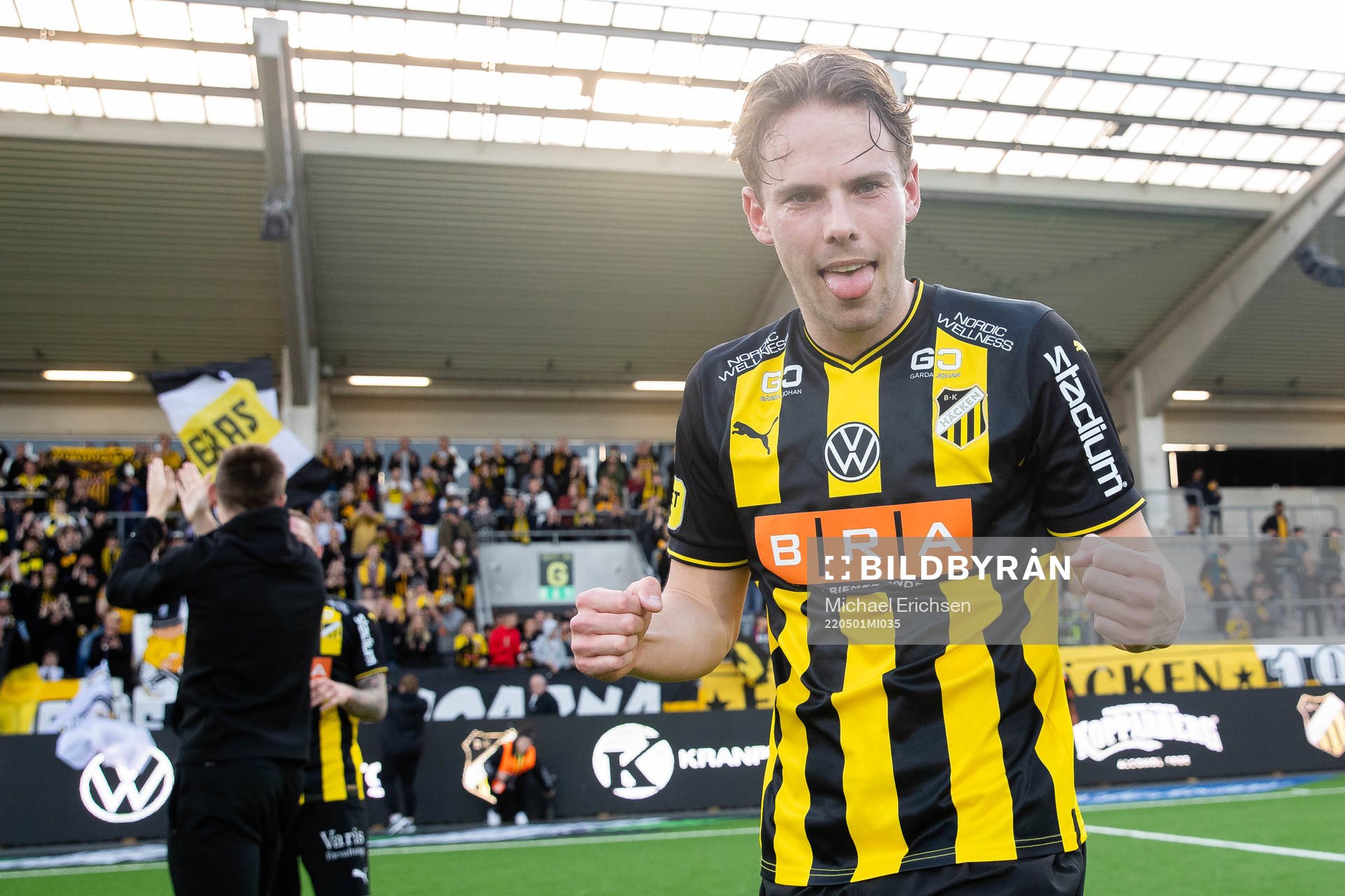 Häckens Lars Olden Larsen jublar