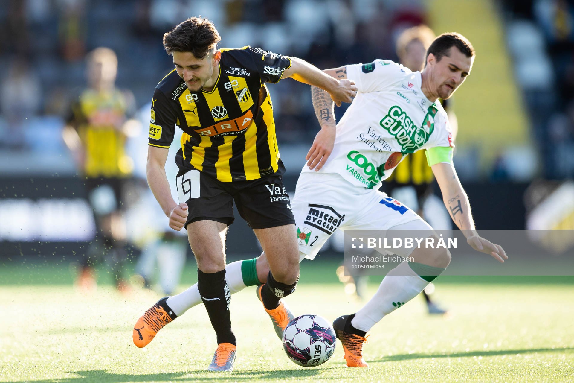 Häckens Filip Trpcevski och Varbergs Jon Birkfeldt