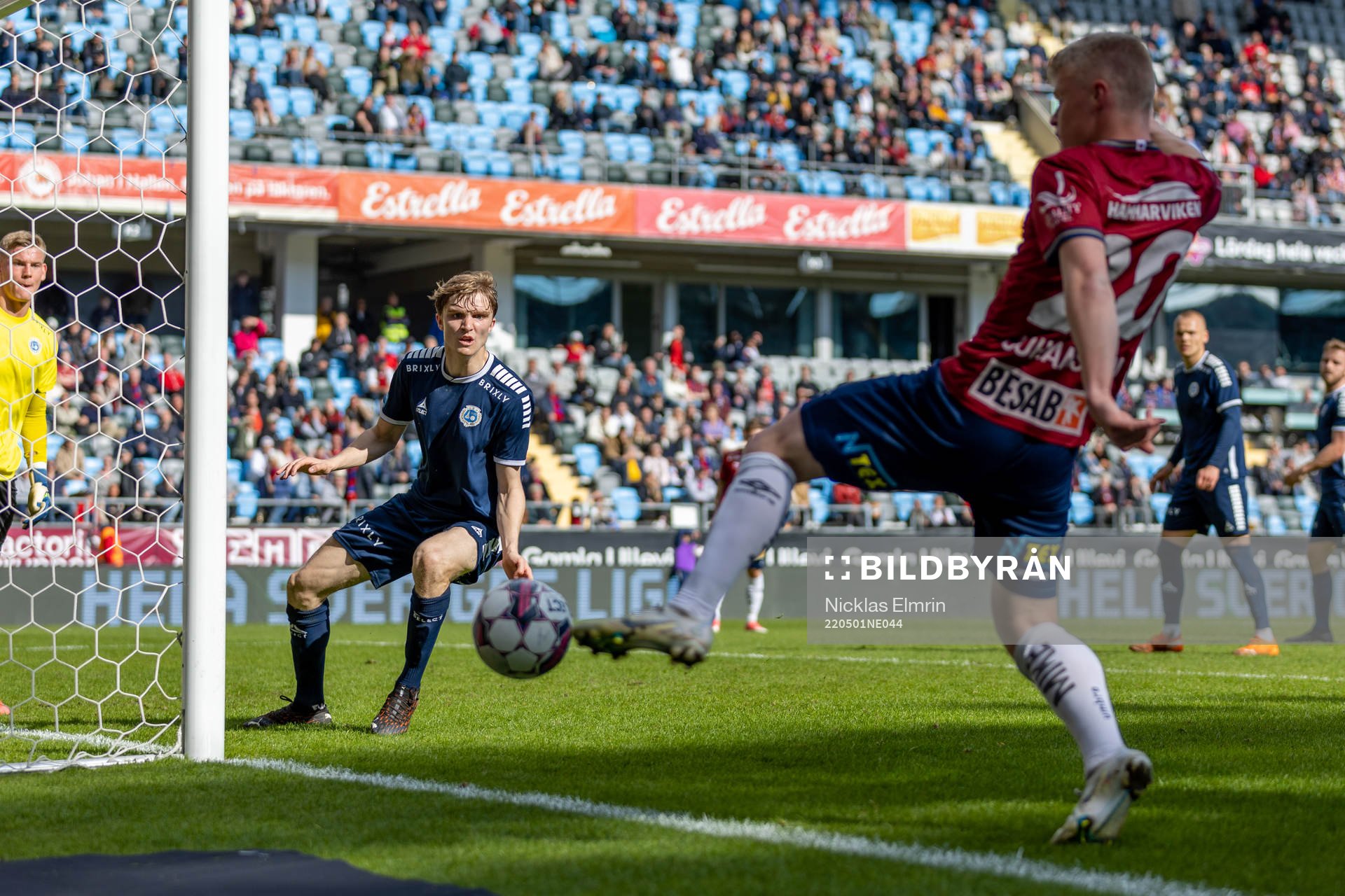 Utsiktens Jakob Hedenquist under fotbollsmatchen i Superettan mellan Örgryte och Utsikten den 1 maj 2022 i Göteborg. 