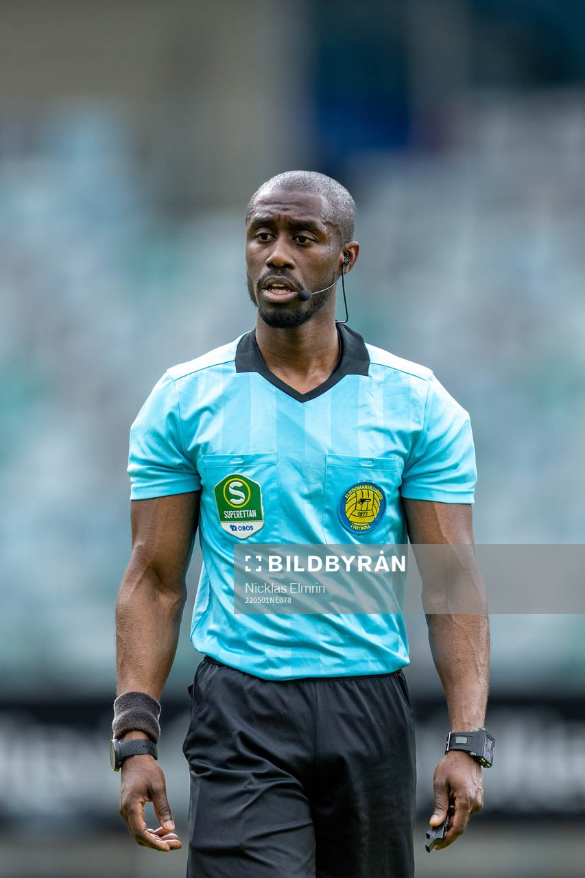 domare Fredrik Oppong