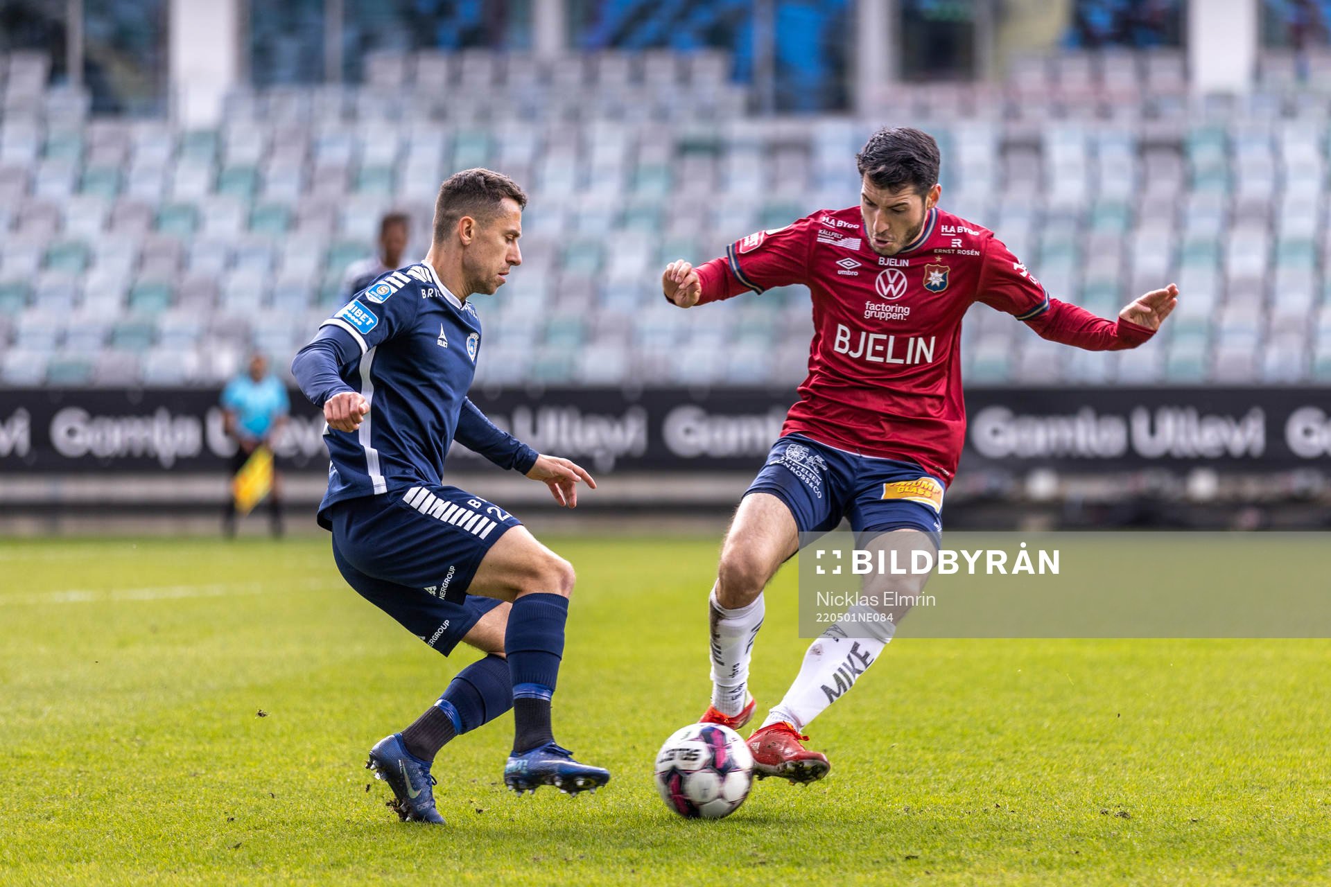 Utsiktens Predrag Randelovic mot Örgrytes Anel Rashkaj