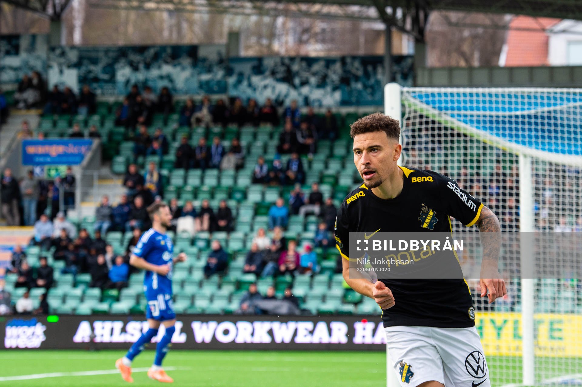 s Jordan Larsson jublar