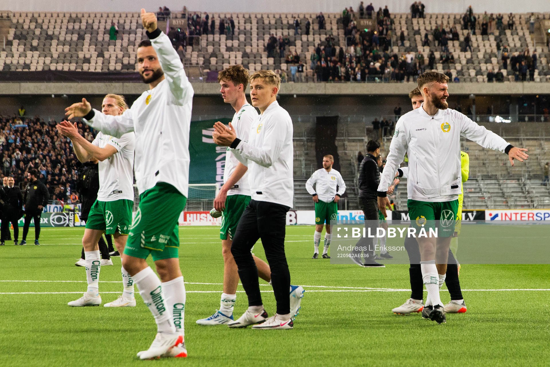 Hammarbys spelare tackar publiken