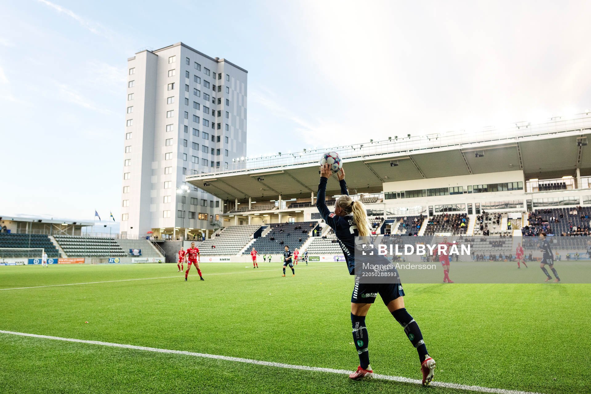 Linköpings Alva Selerud med ett inkast