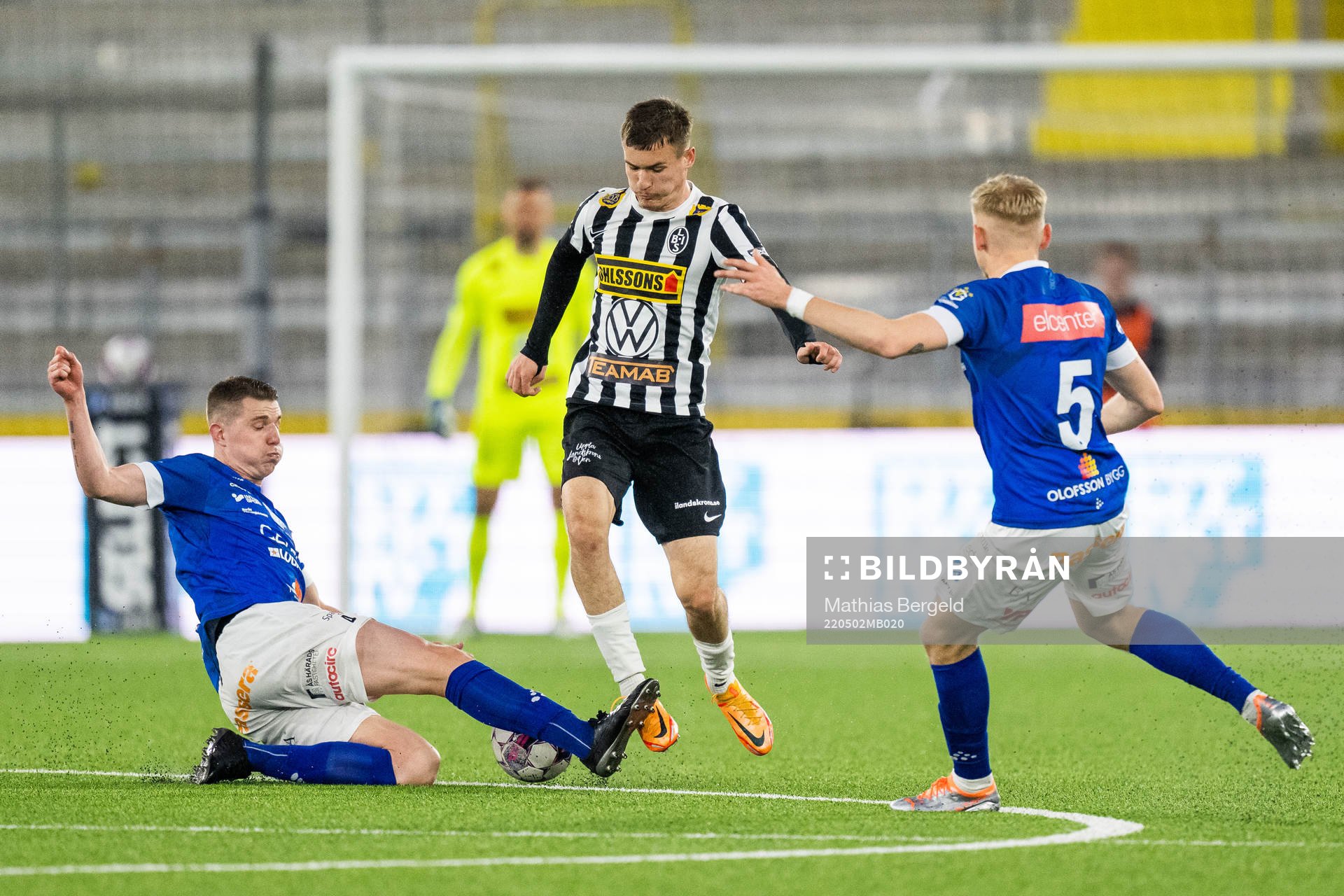 Norrbys Fredrik Lundgren och Johan Brannefalk försvarar