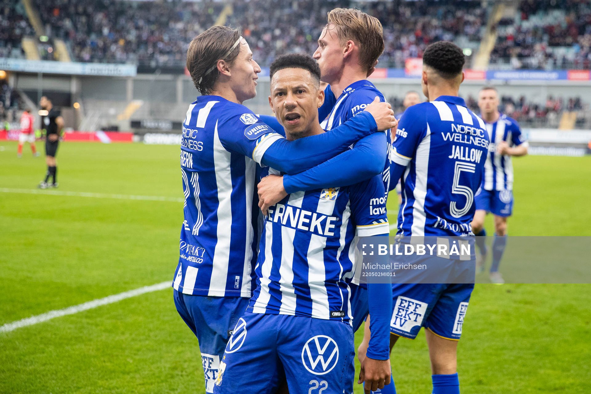 IFK Göteborgs Tobias Sana och Simon Thern jublar ihop med