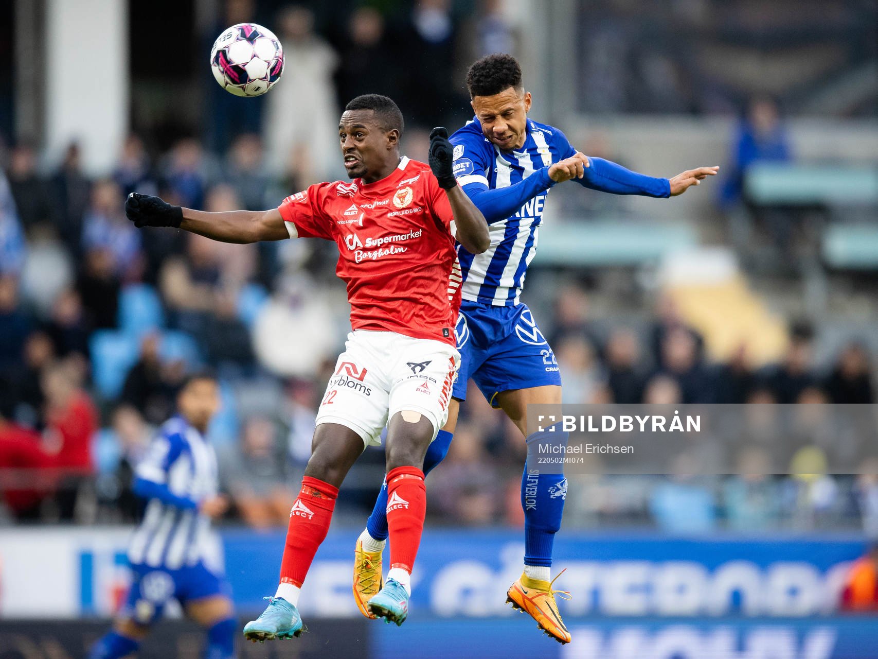 Kalmars Nahom Girmai Netabay och IFK Göteborgs Tobias Sana