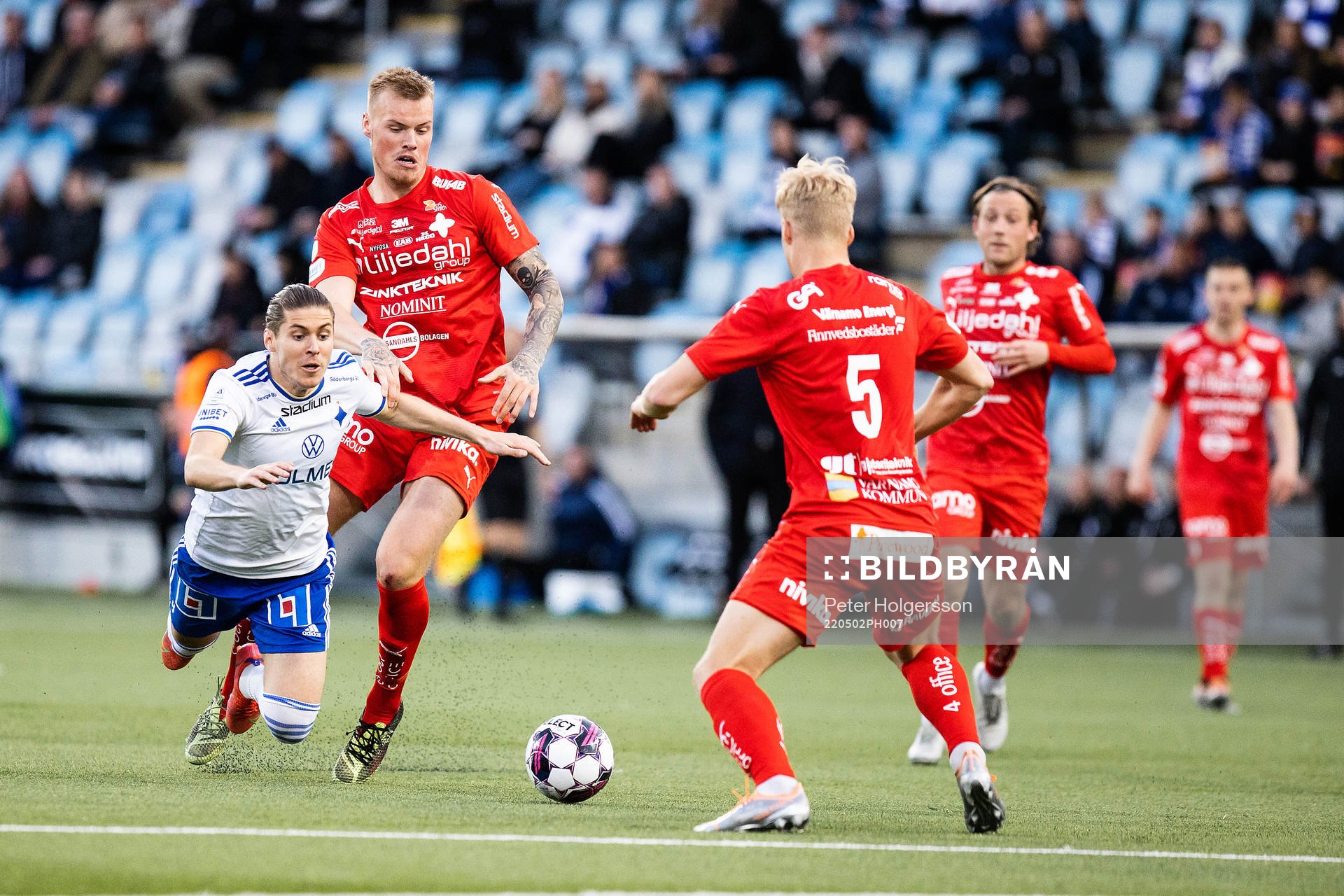 IFK Norrköpings Eman Markovic och Värnamos Victor Eriksson