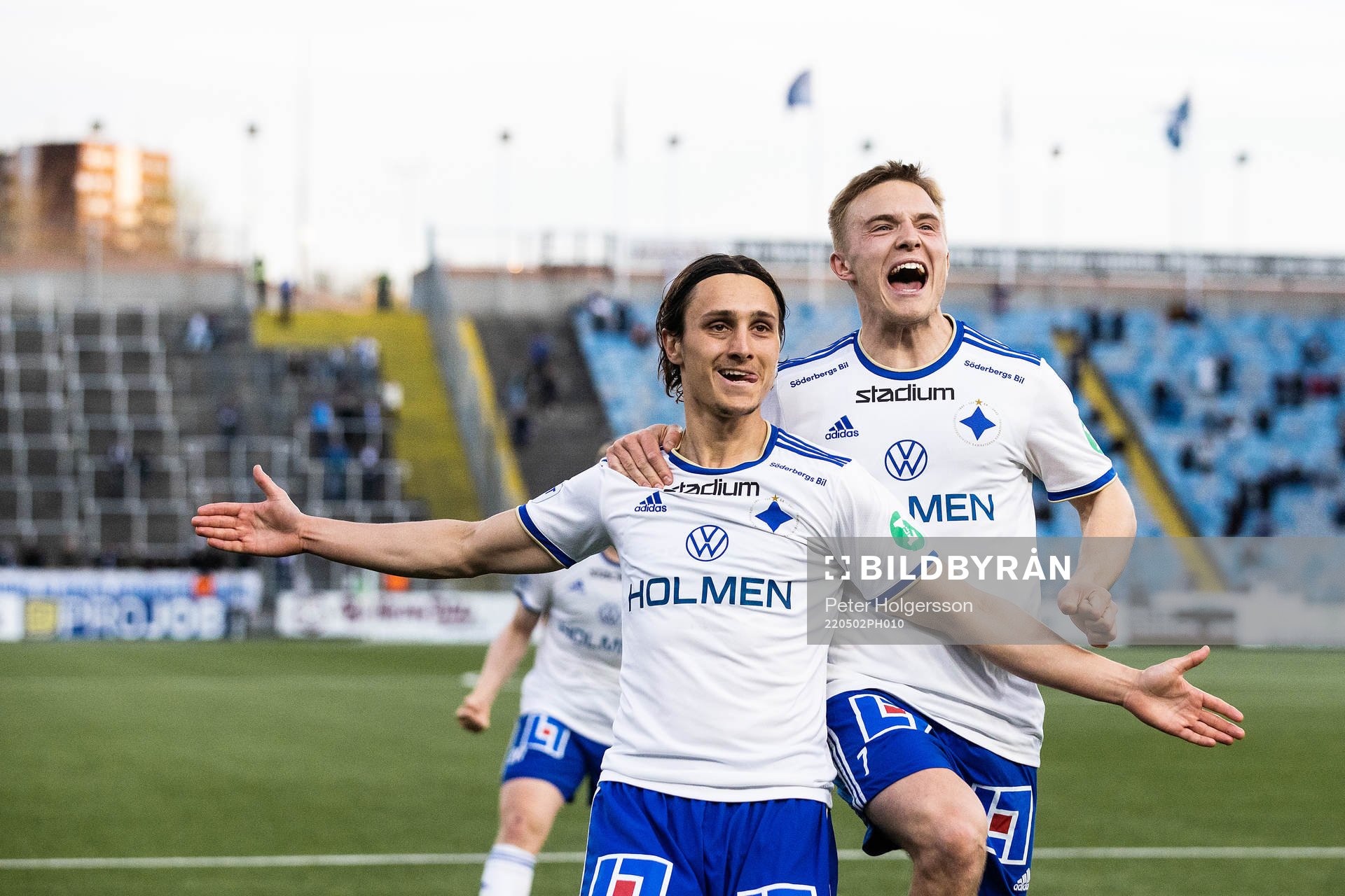 IFK Norrköpings Jonathan Levi och Jacob Ortmark jublar