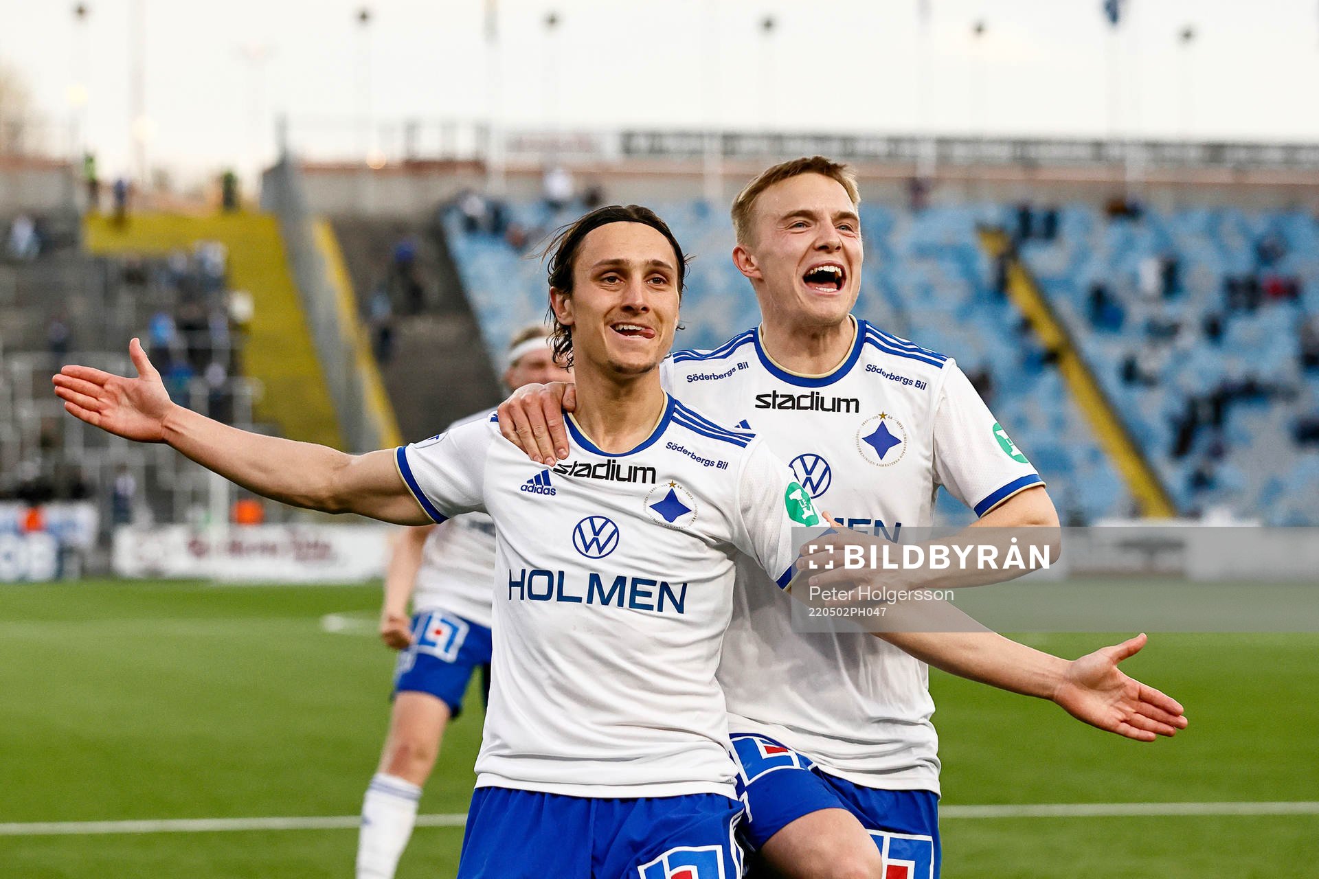 IFK Norrköpings Jonathan Levi och Jacob Ortmark jublar