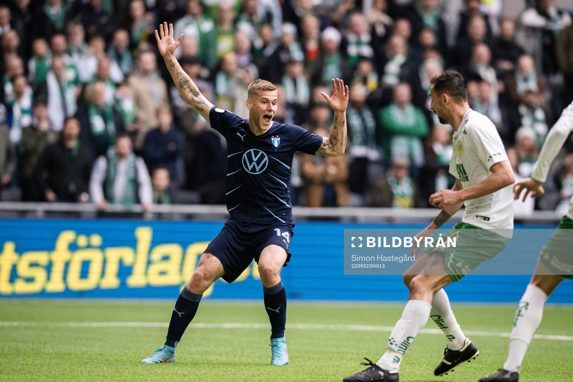 Malmö FFs Felix Beijmo reagerar