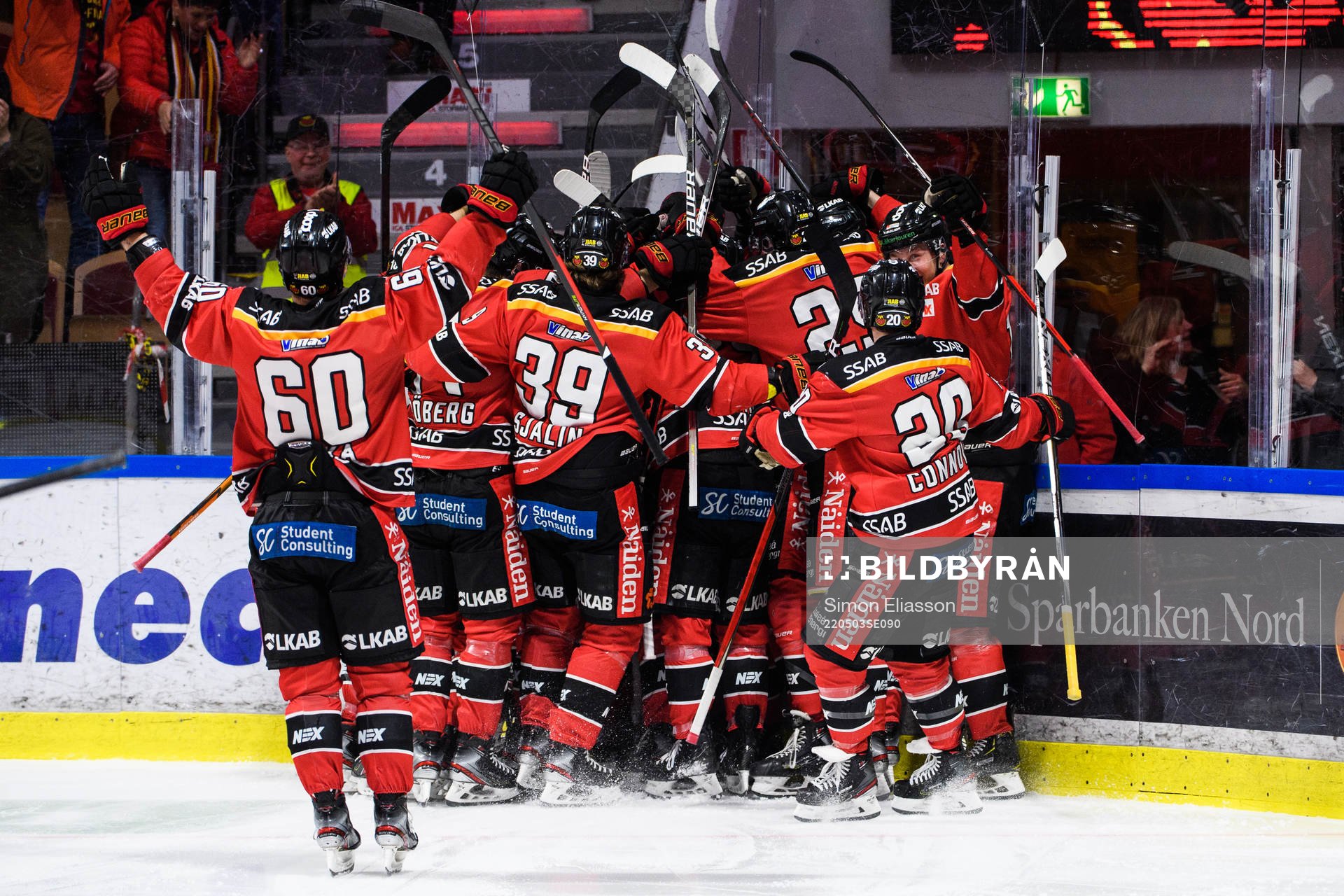 Luleås spelare jublar