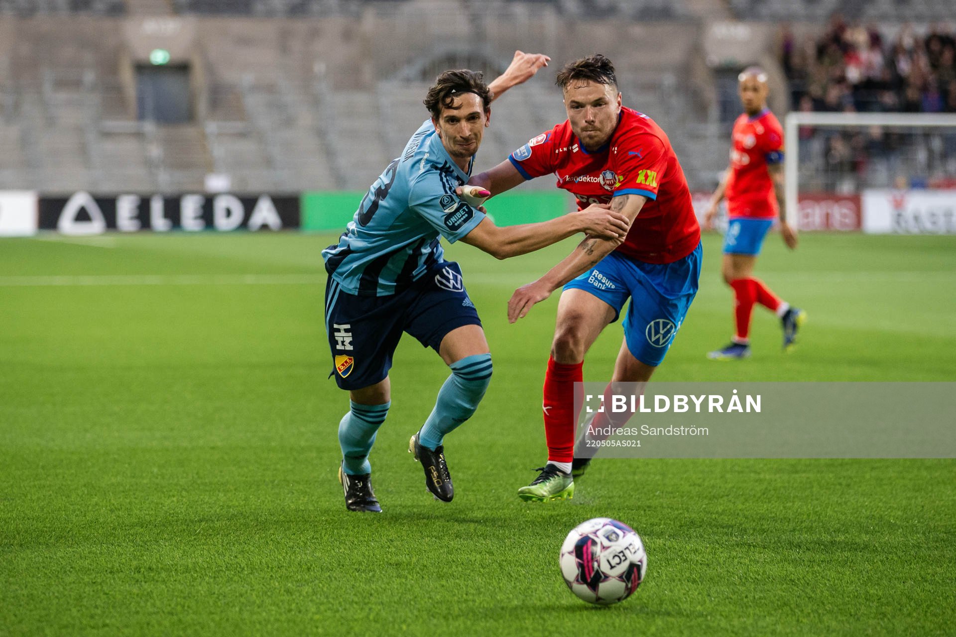 Djurgårdens Gustav Wikheim och Helsingborgs Viljormur