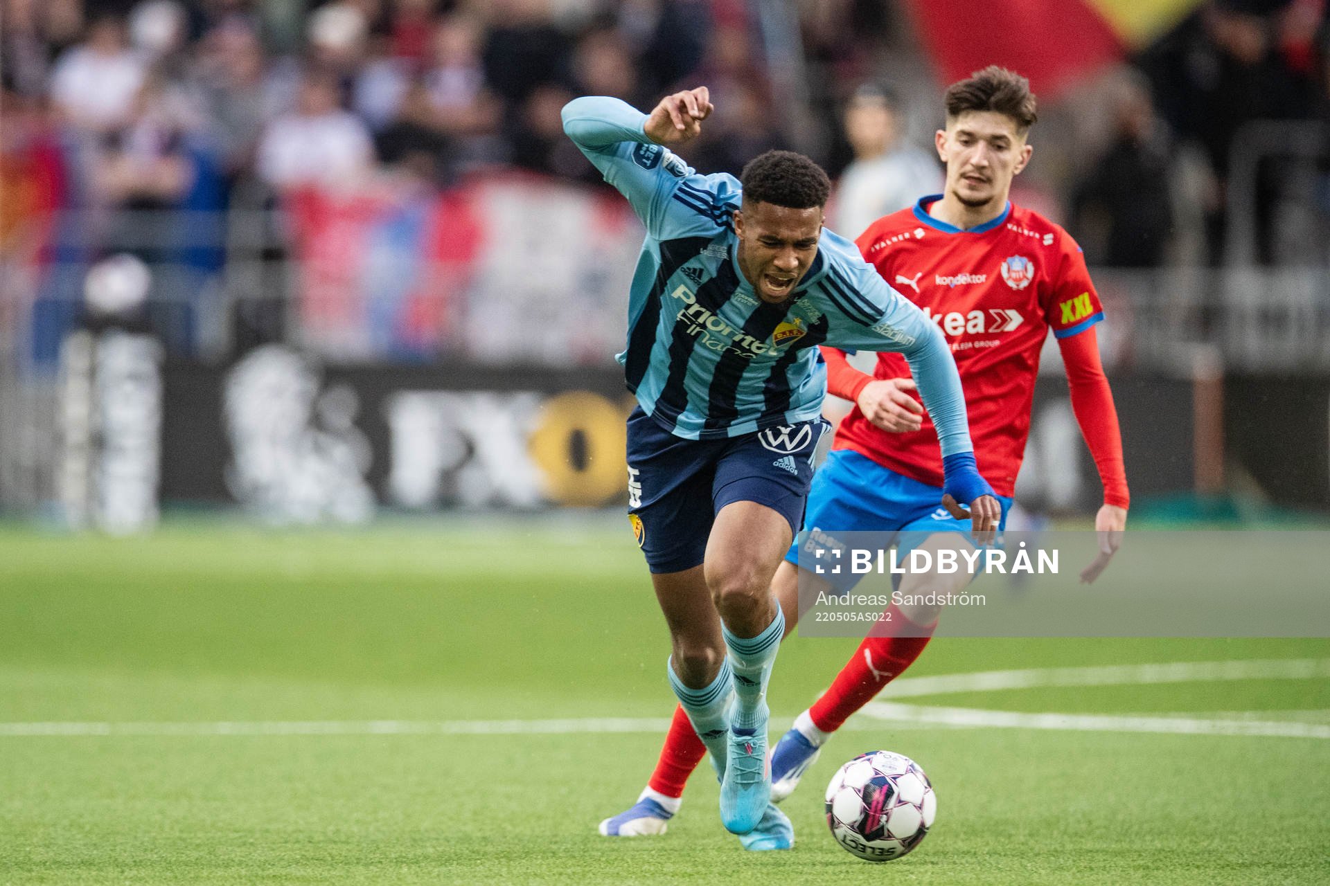 Djurgårdens Isak Hien och Helsingborgs Armin Gigovic