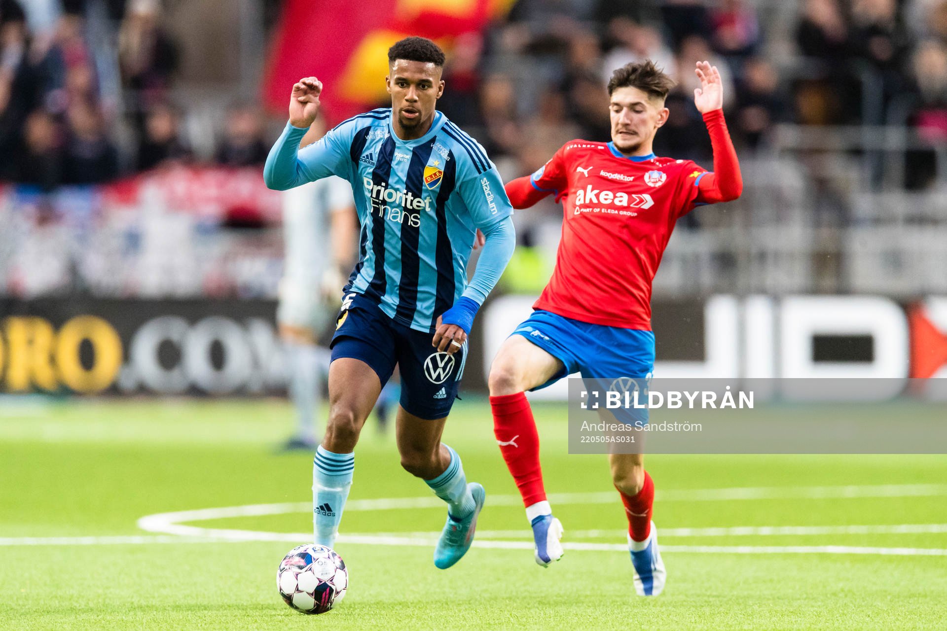 Djurgårdens Isak Hien och Helsingborgs Armin Gigovic