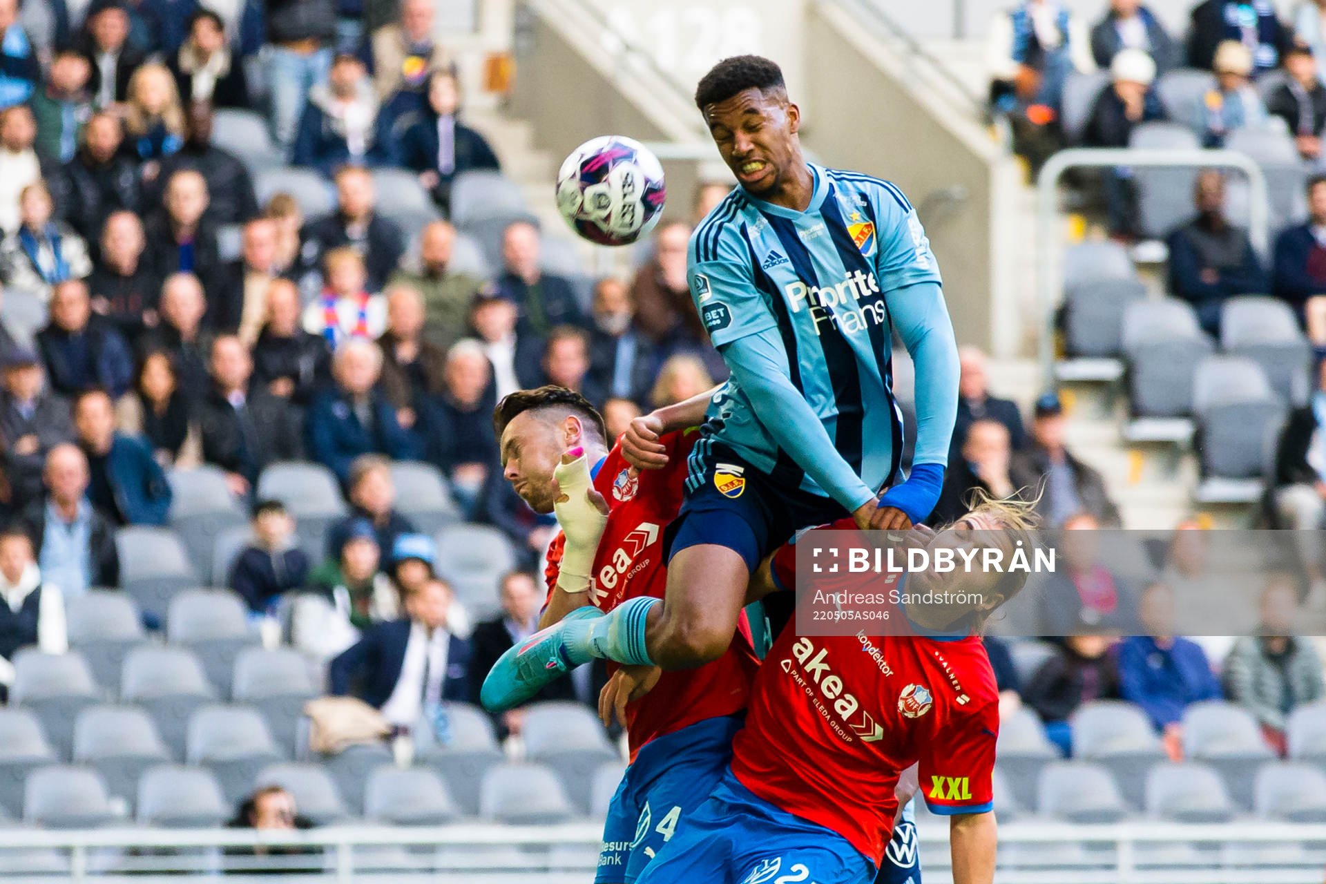 Djurgårdens Isak Hien
