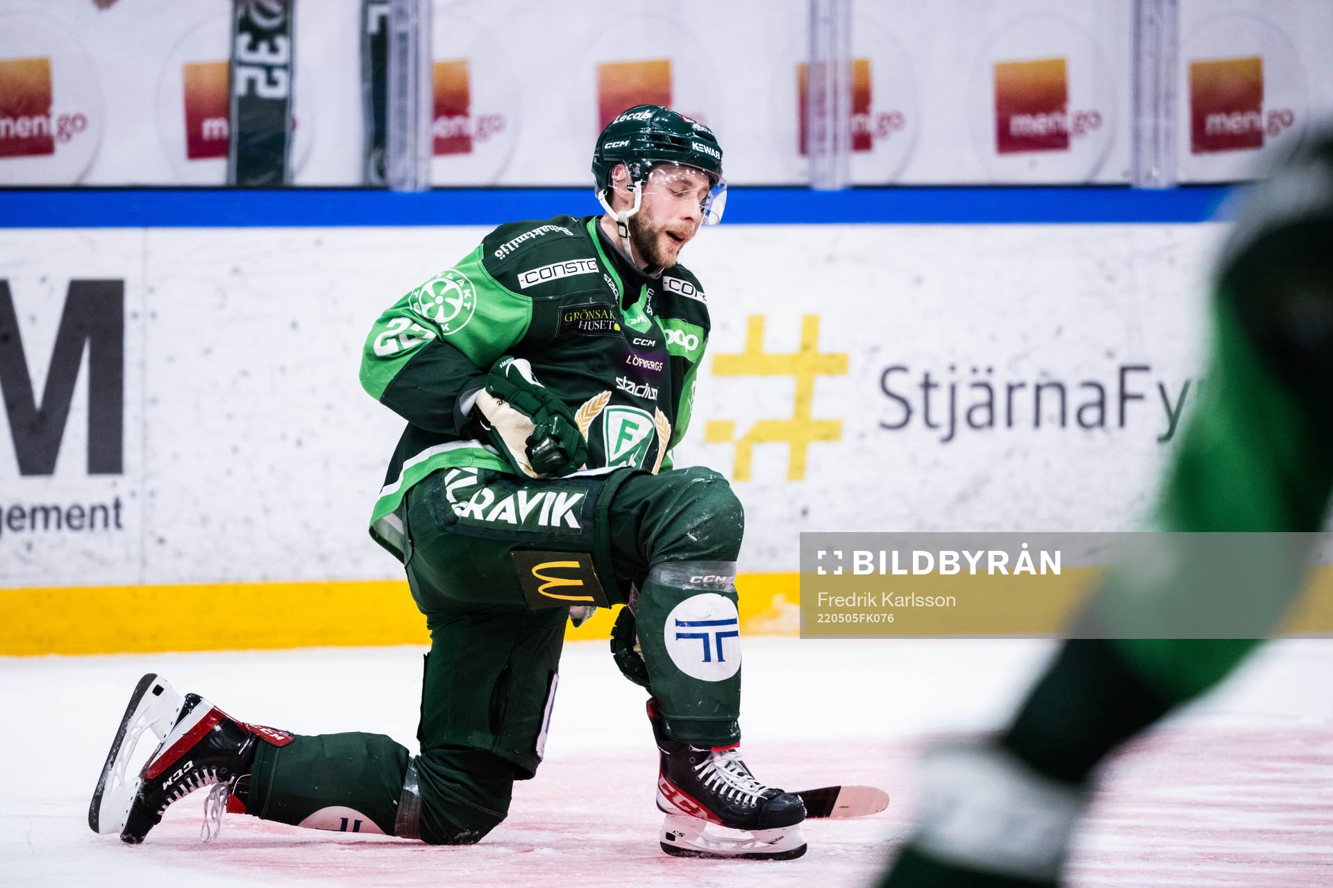 Färjestads Per Åslund deppar