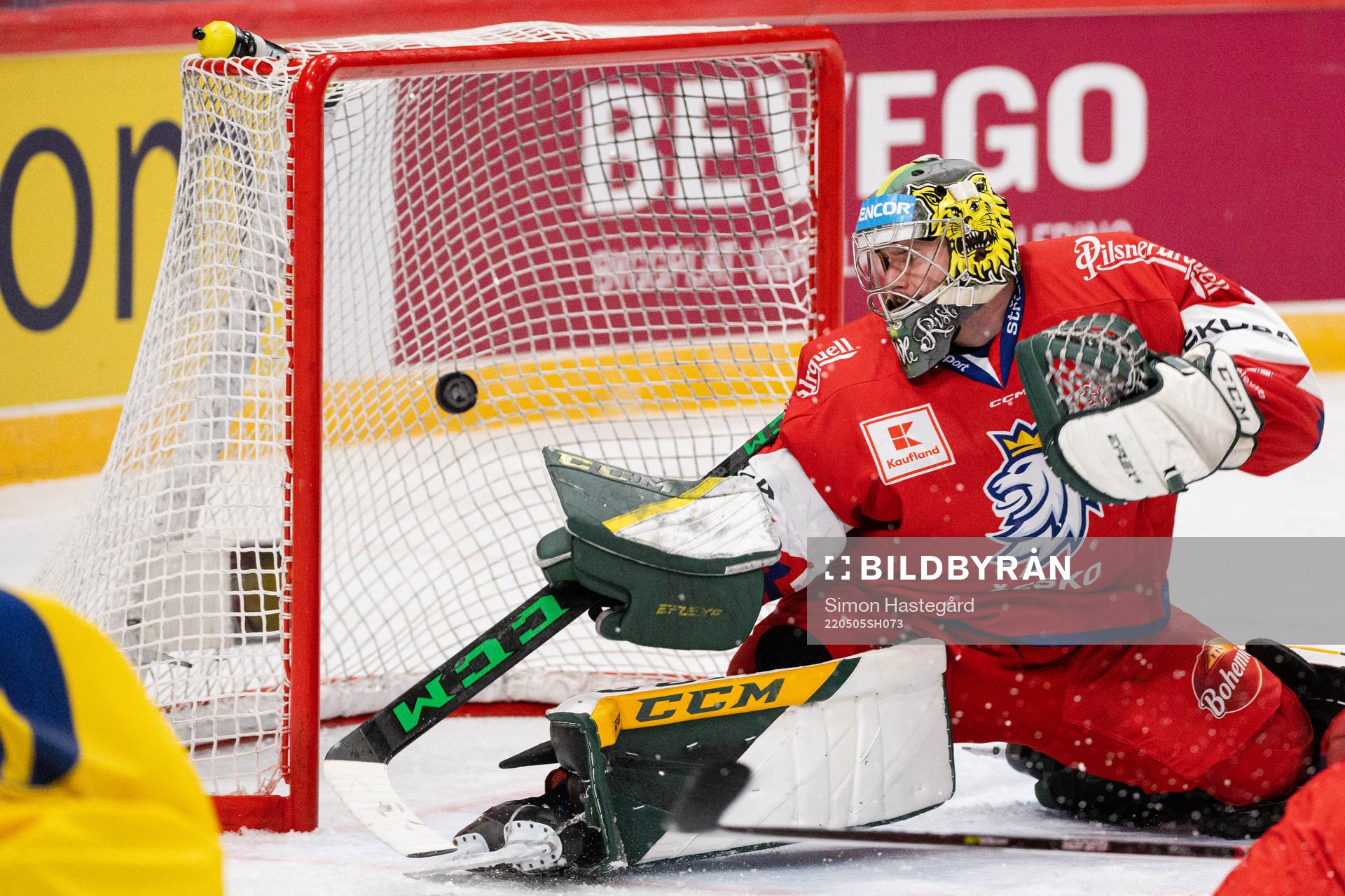 Linus Karlsson of Sweden, not pictured, scores the 1-2 goal
